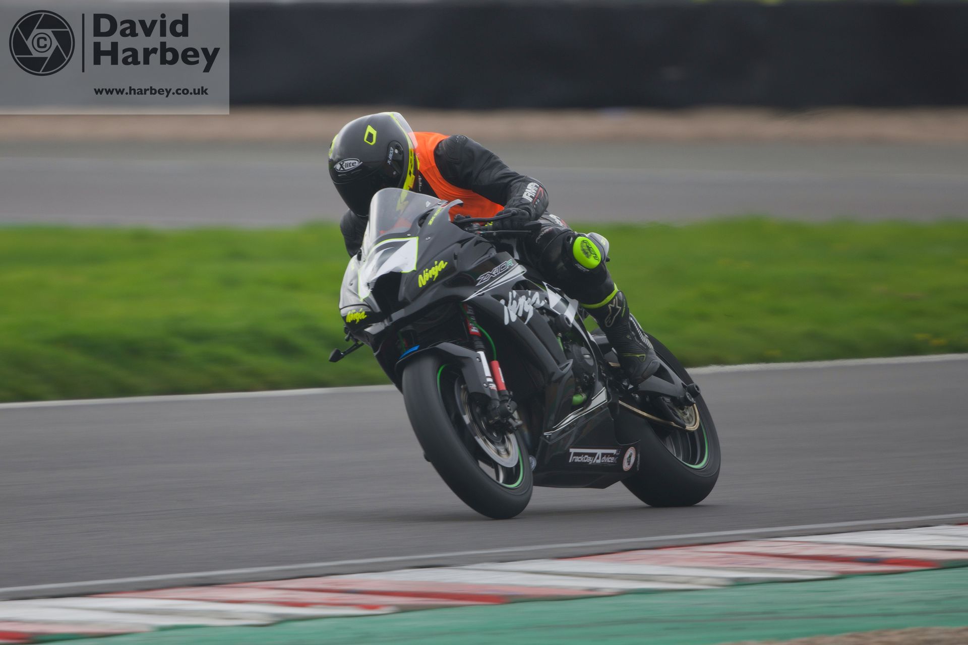 Photographing the No Limits Endurance at Donington Park