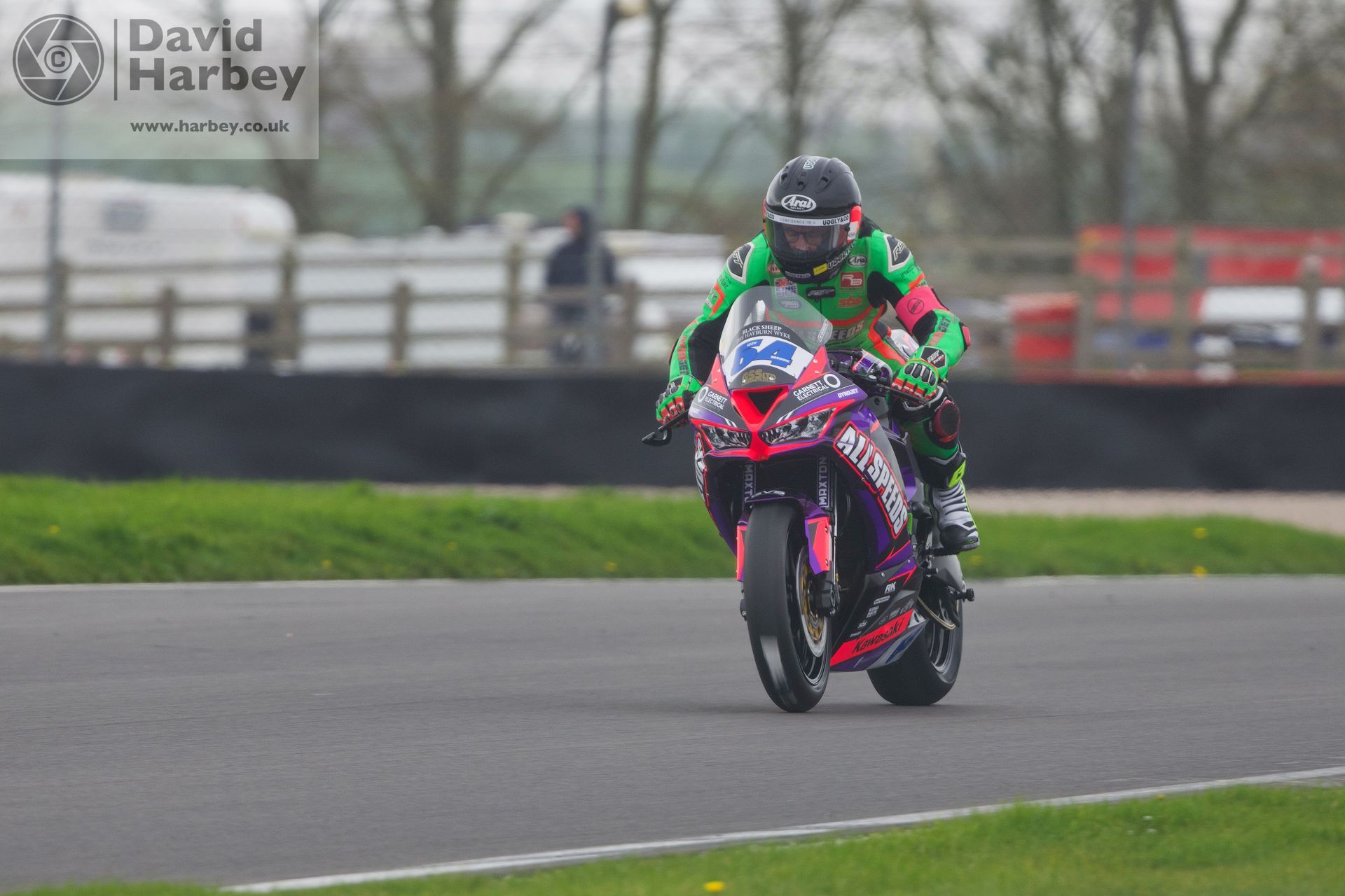Photographing the No Limits Endurance at Donington Park