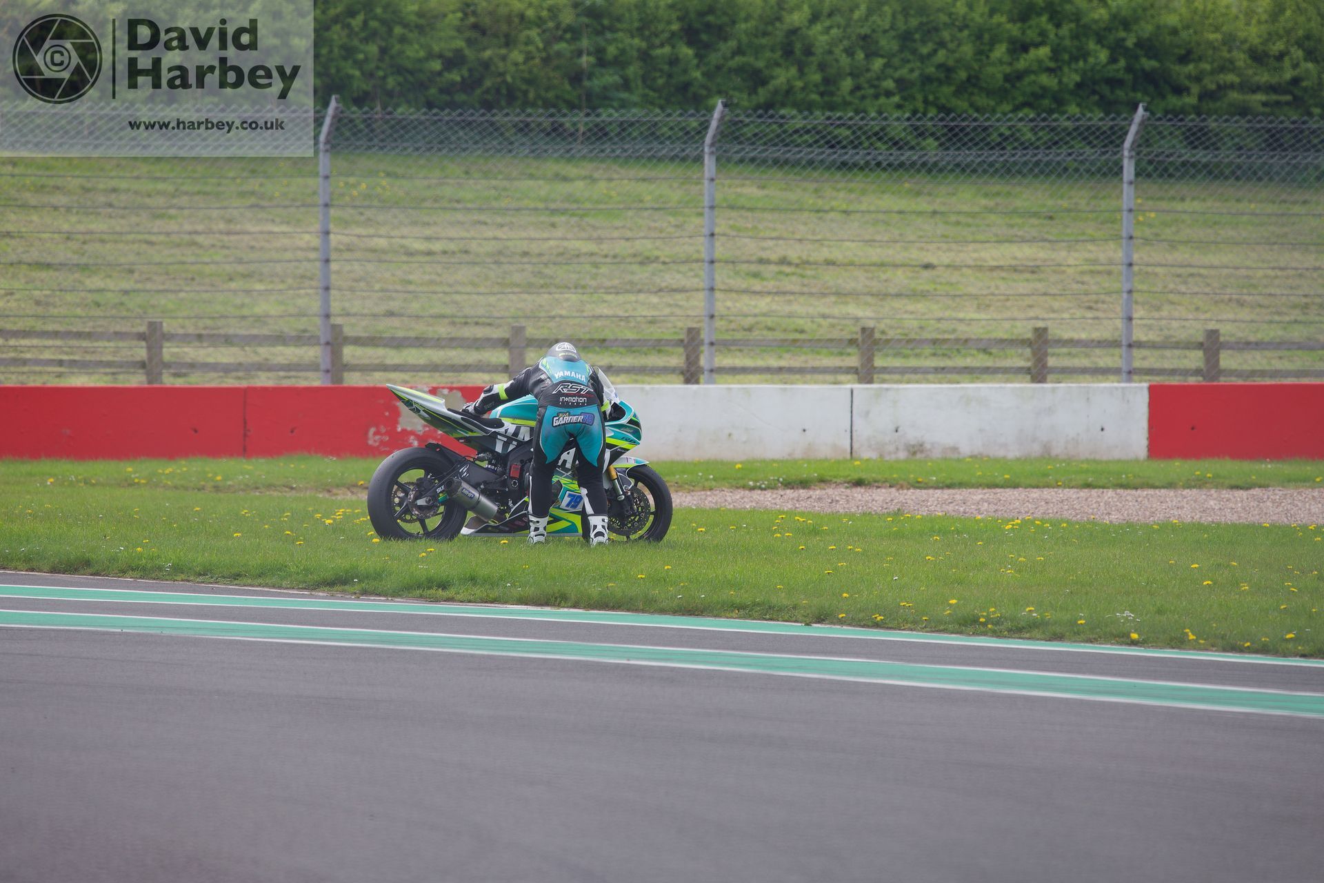 Photographing the No Limits Endurance at Donington Park