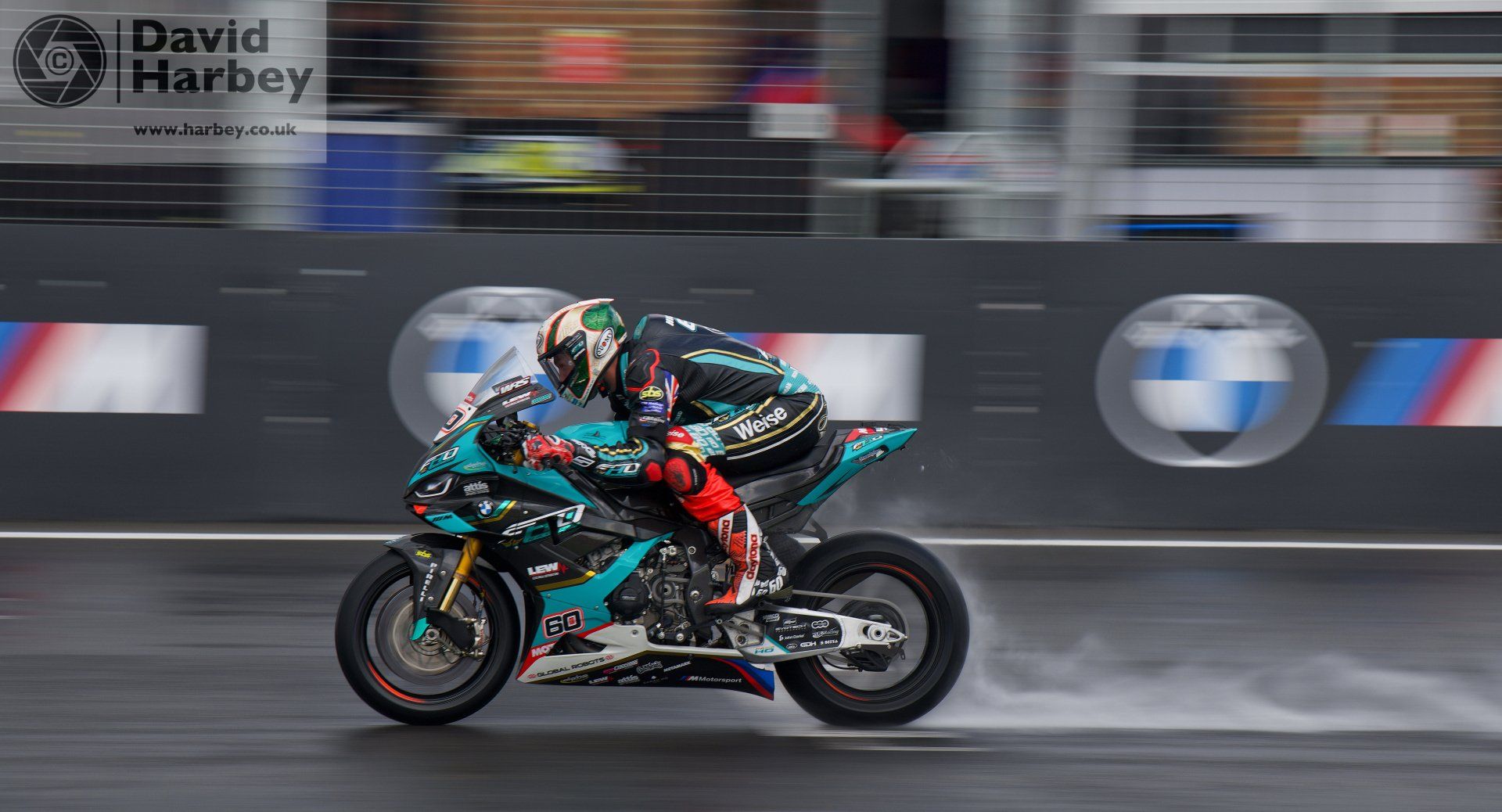 Where to take photos at Snatterton