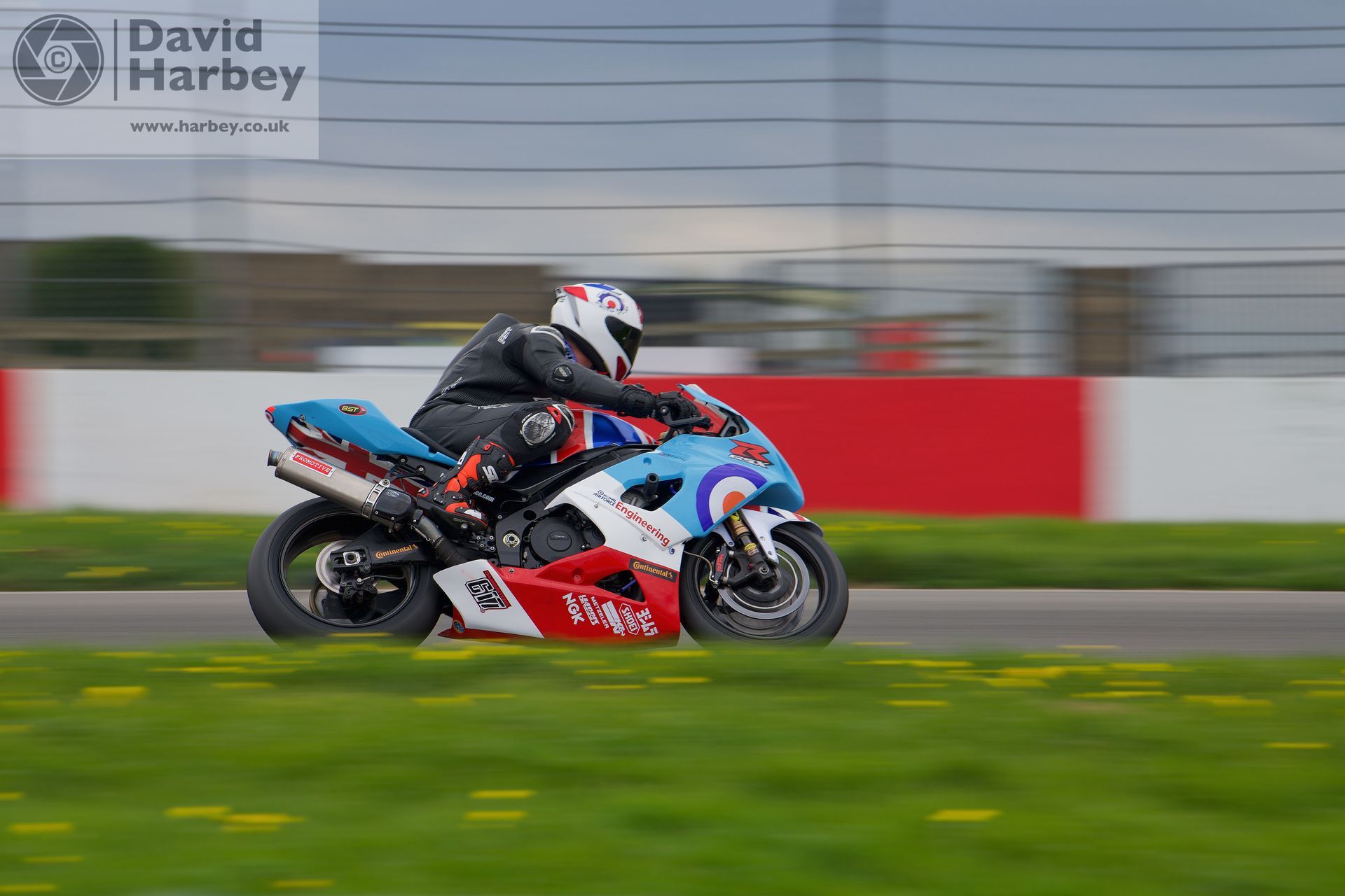 Photographing the RAF motorcycle racing team at the No Limits Endurance at Donington Park