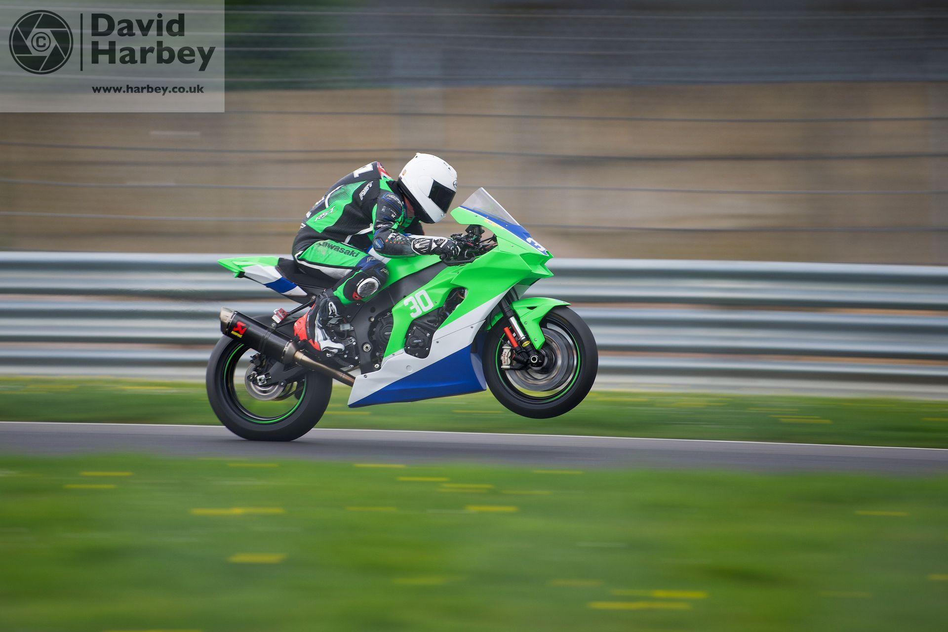 Photographing the No Limits Endurance at Donington Park