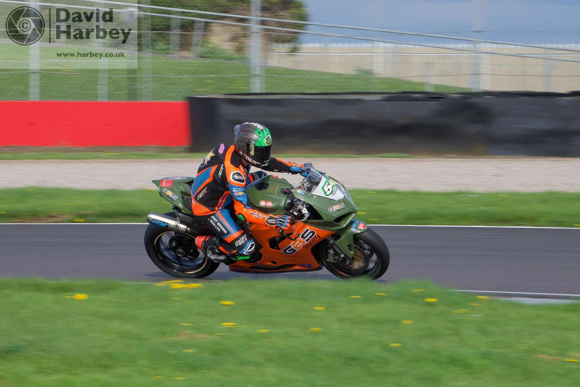Photographing the No Limits motorcycle Endurance at Donington Park