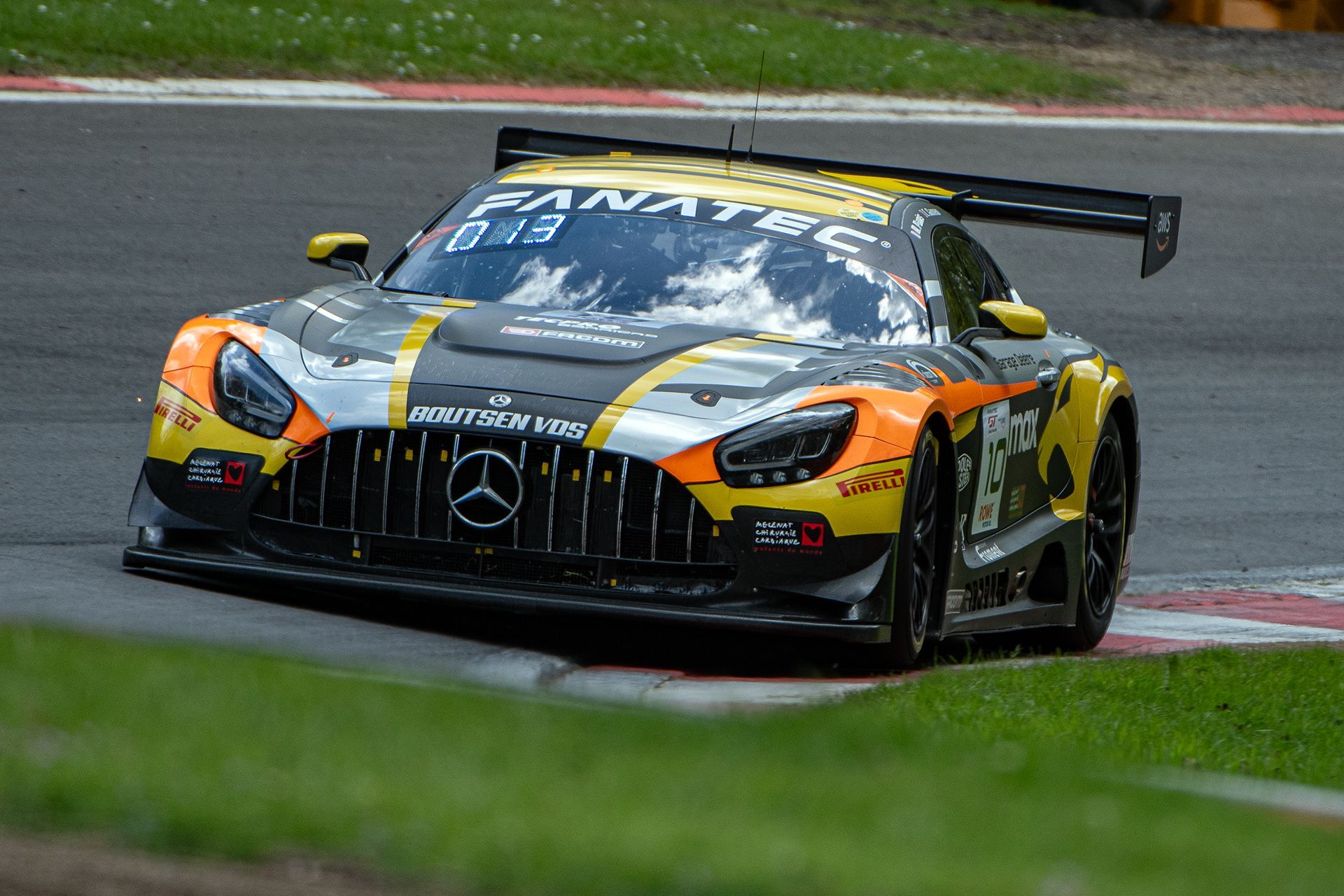 Fanatec GT World Challenge Europe Round 2 Brands Hatch