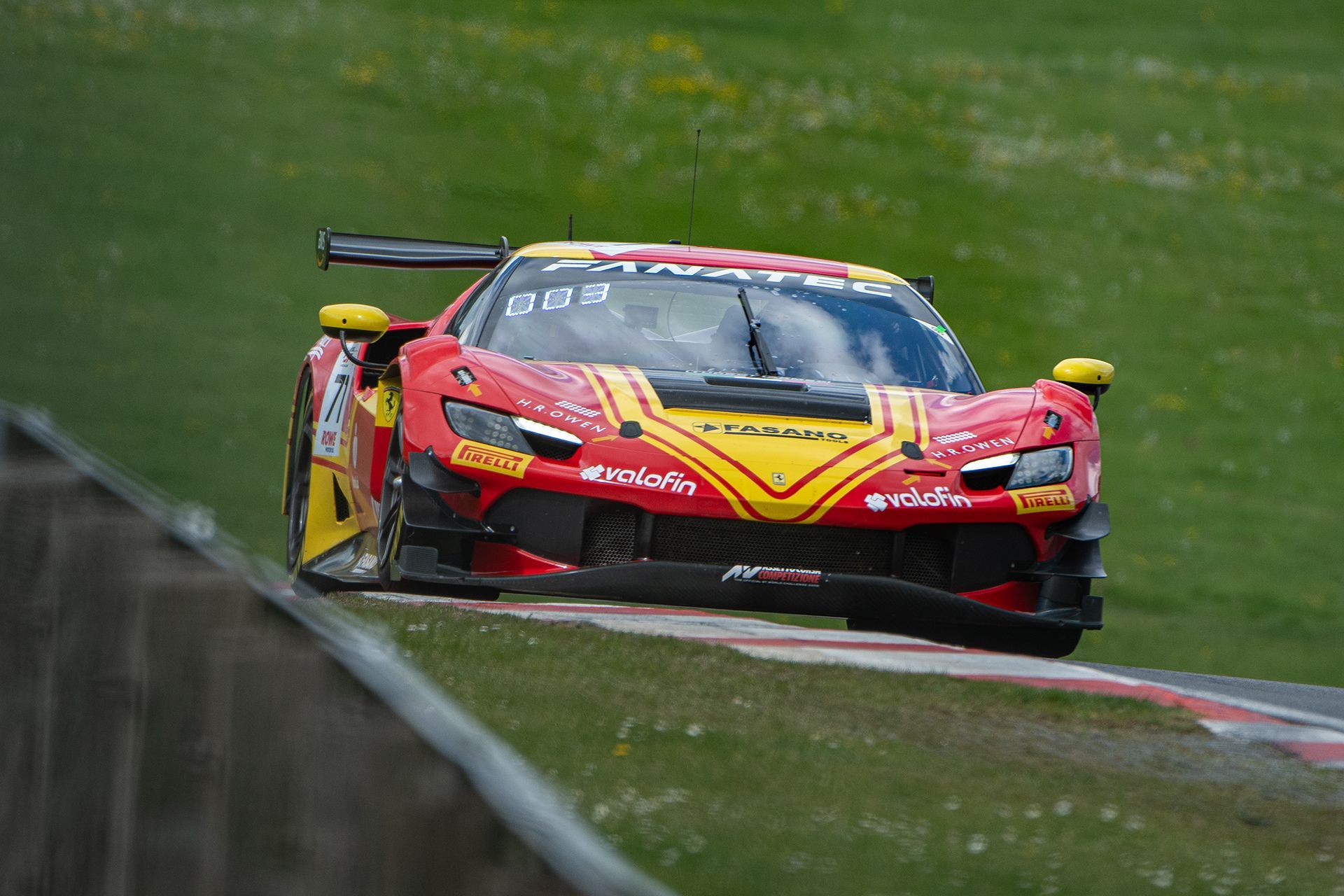 Fanatec GT World Challenge Europe Round 2 Brands Hatch