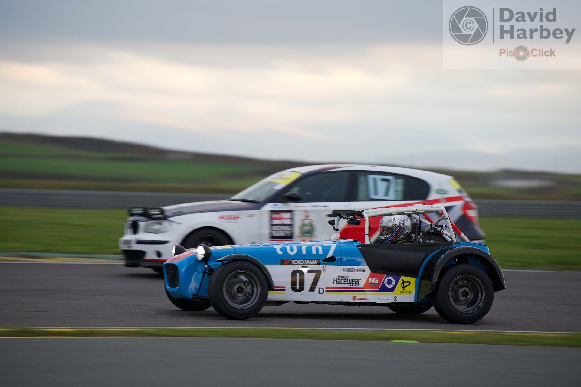 Race of Remembrance at Anglesey Circuit Trac Mon