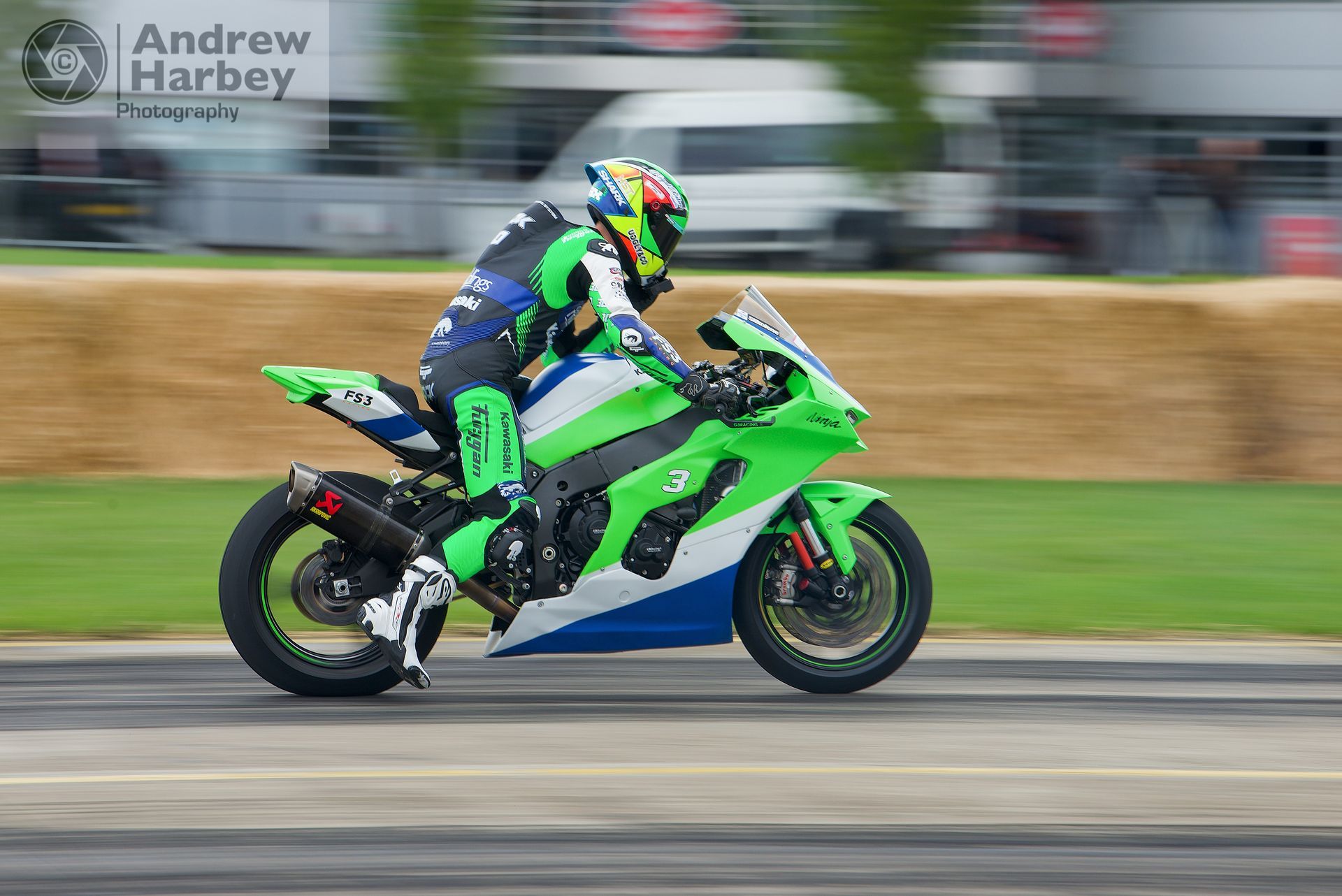 Sywell Classic car show Pistons and Props