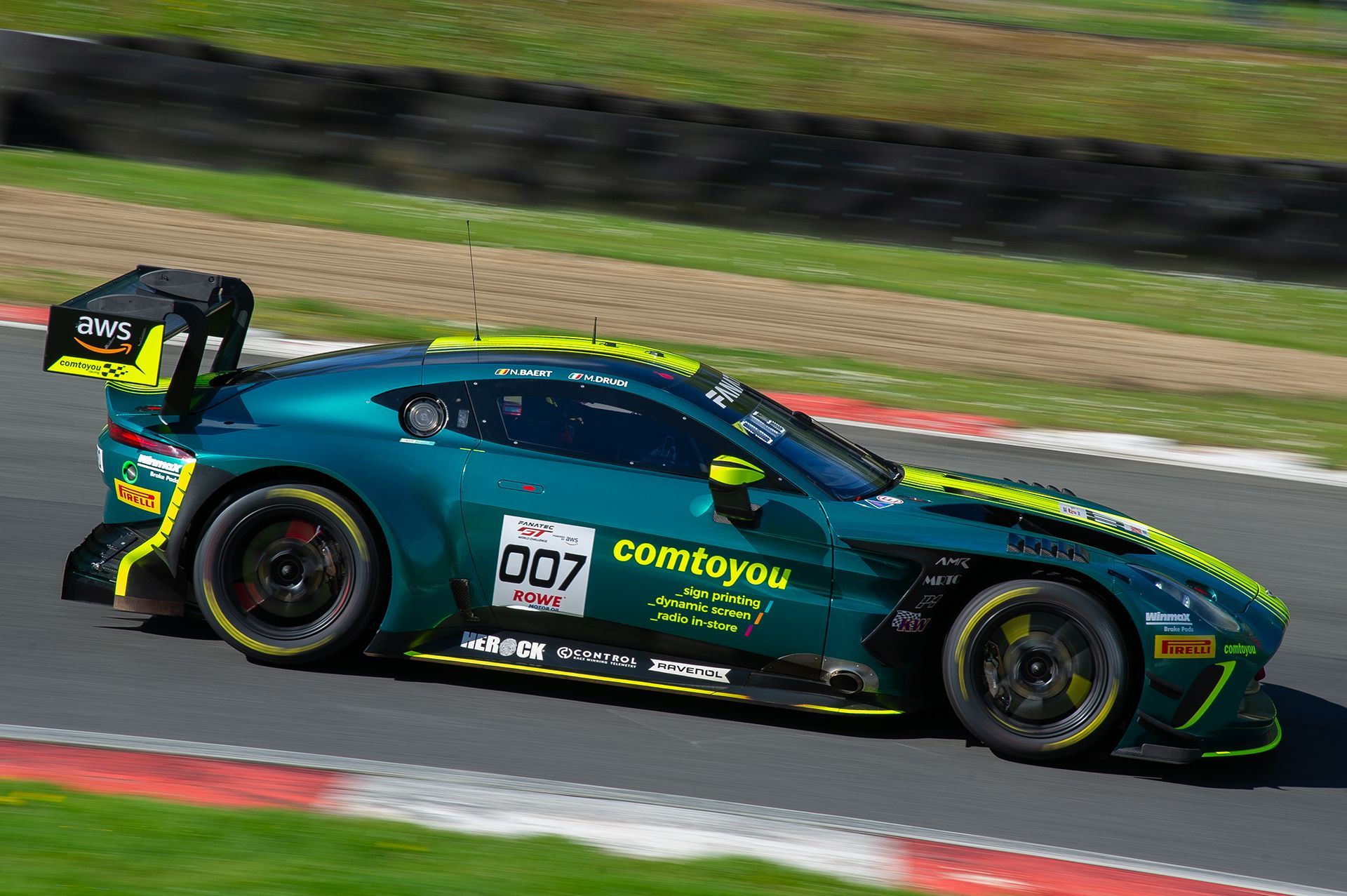 Fanatec GT World Challenge Europe Round 2 Brands Hatch