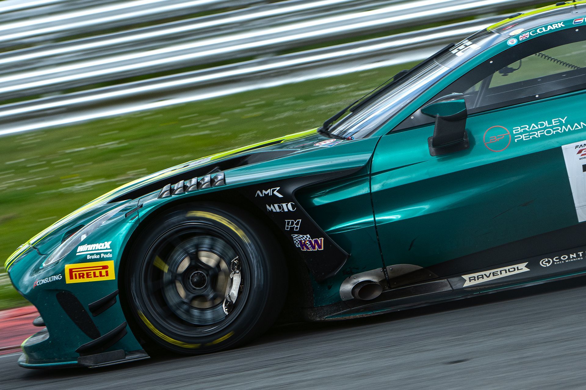 Fanatec GT World Challenge Europe Round 2 Brands Hatch