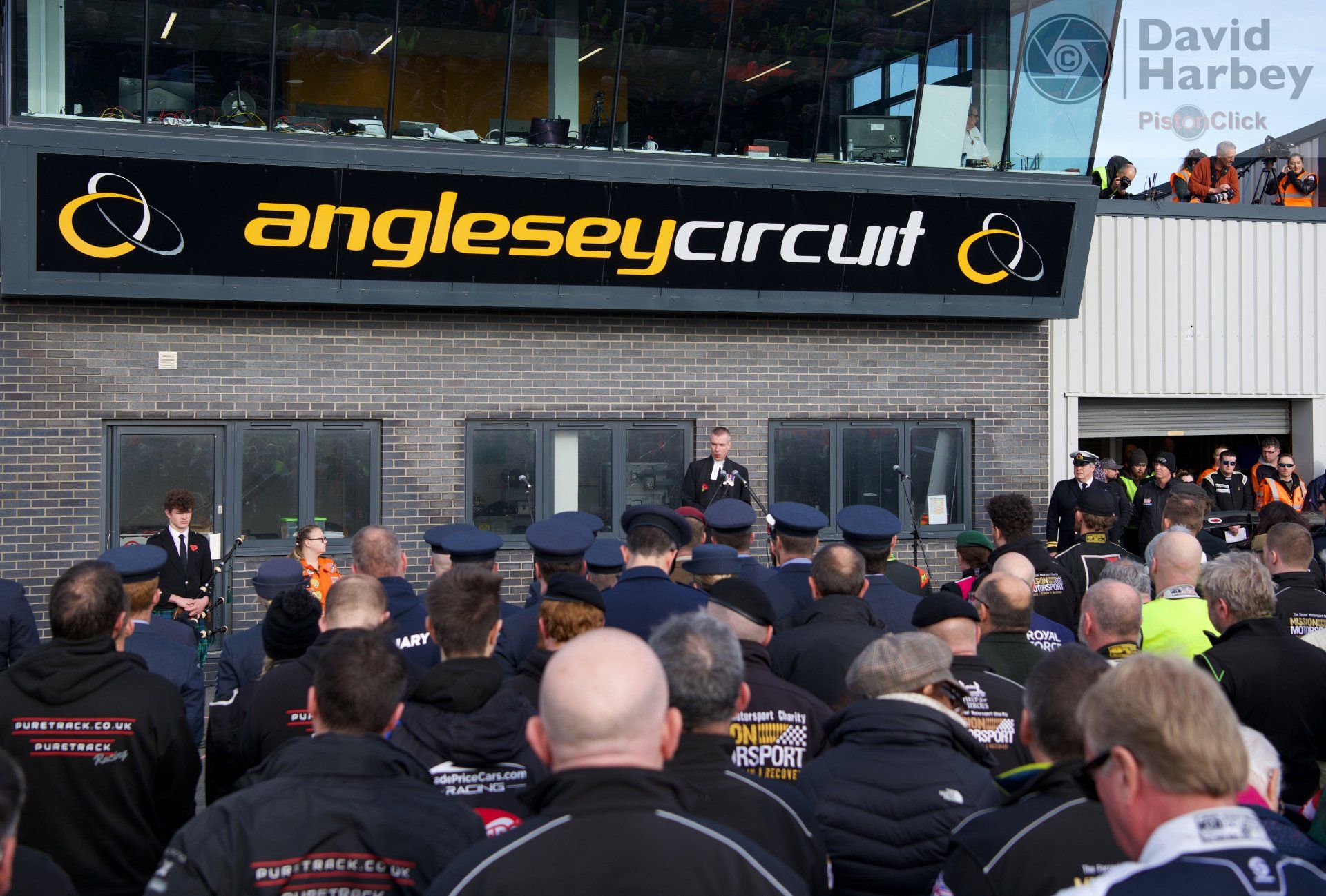 Race of Remembrance at Anglesey Circuit Trac Mon