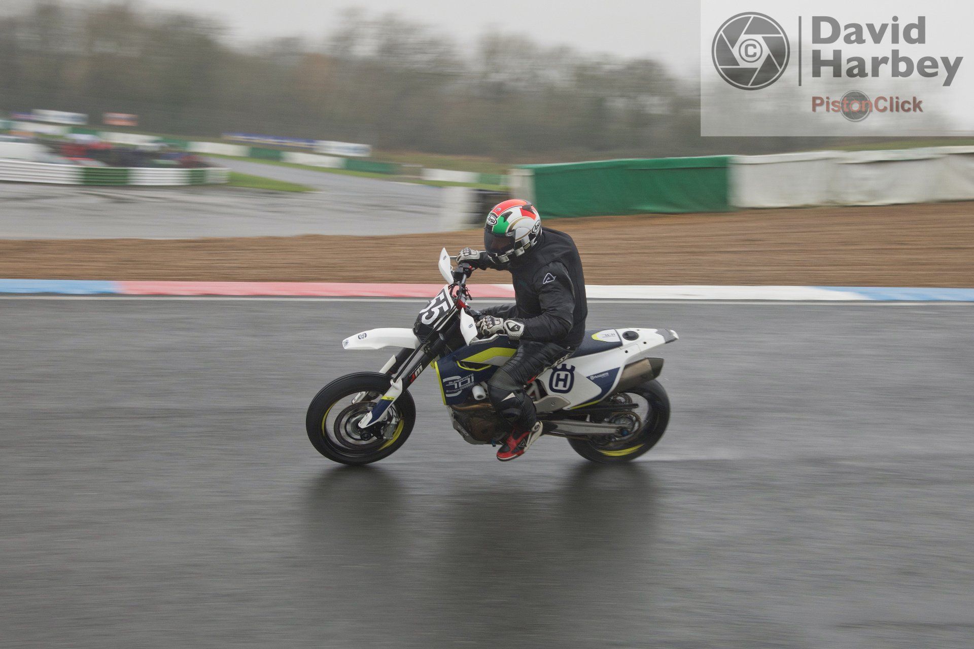 Mallory Park Plum Pudding