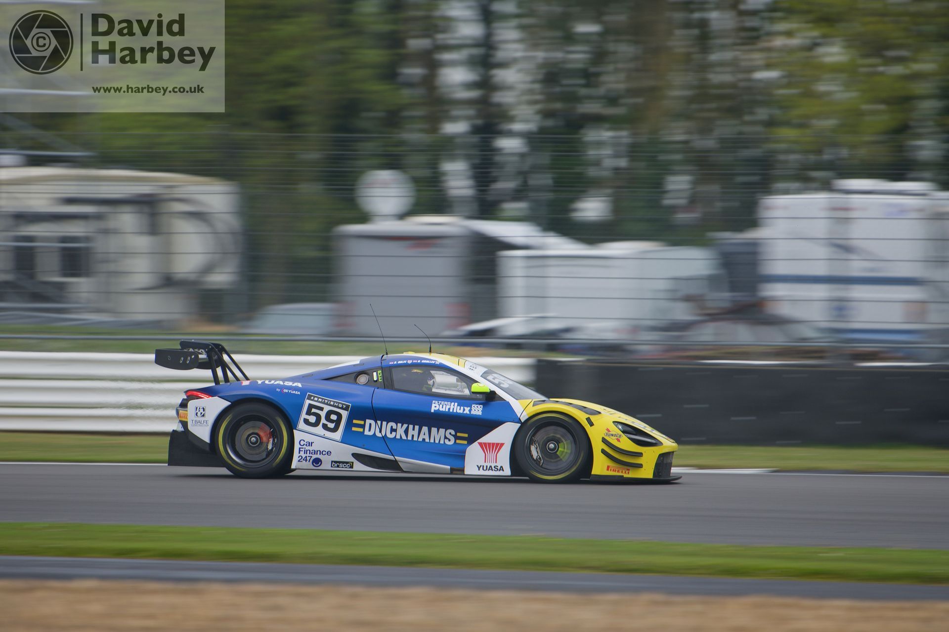 Photographing the British GT Silverstone 500