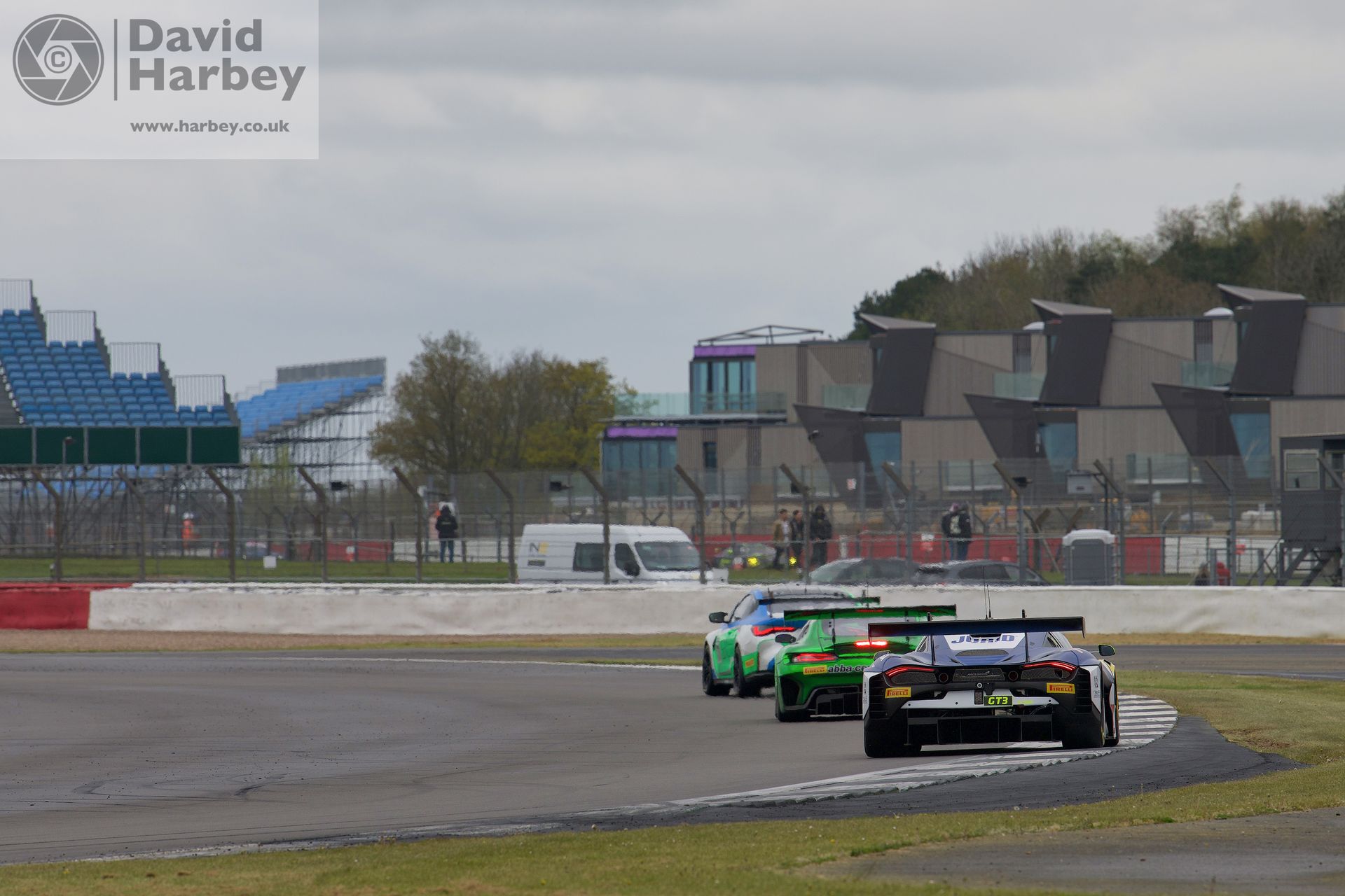 Photographing the British GT Silverstone 500