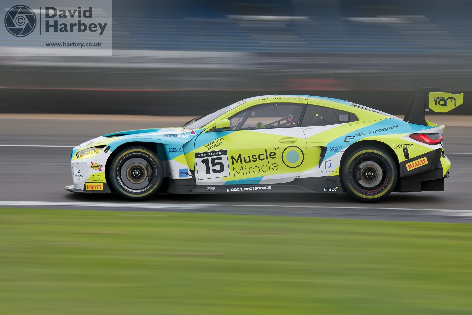 Photographing the British GT Silverstone 500