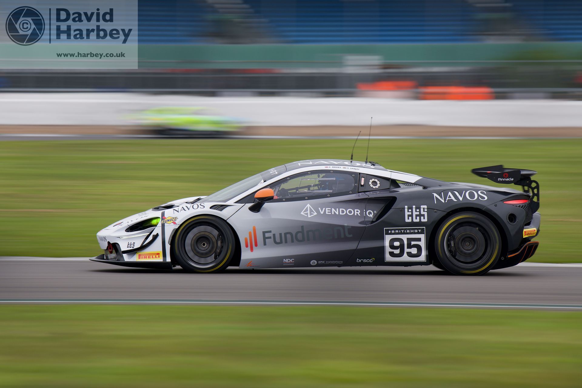 Photographing the British GT Silverstone 500