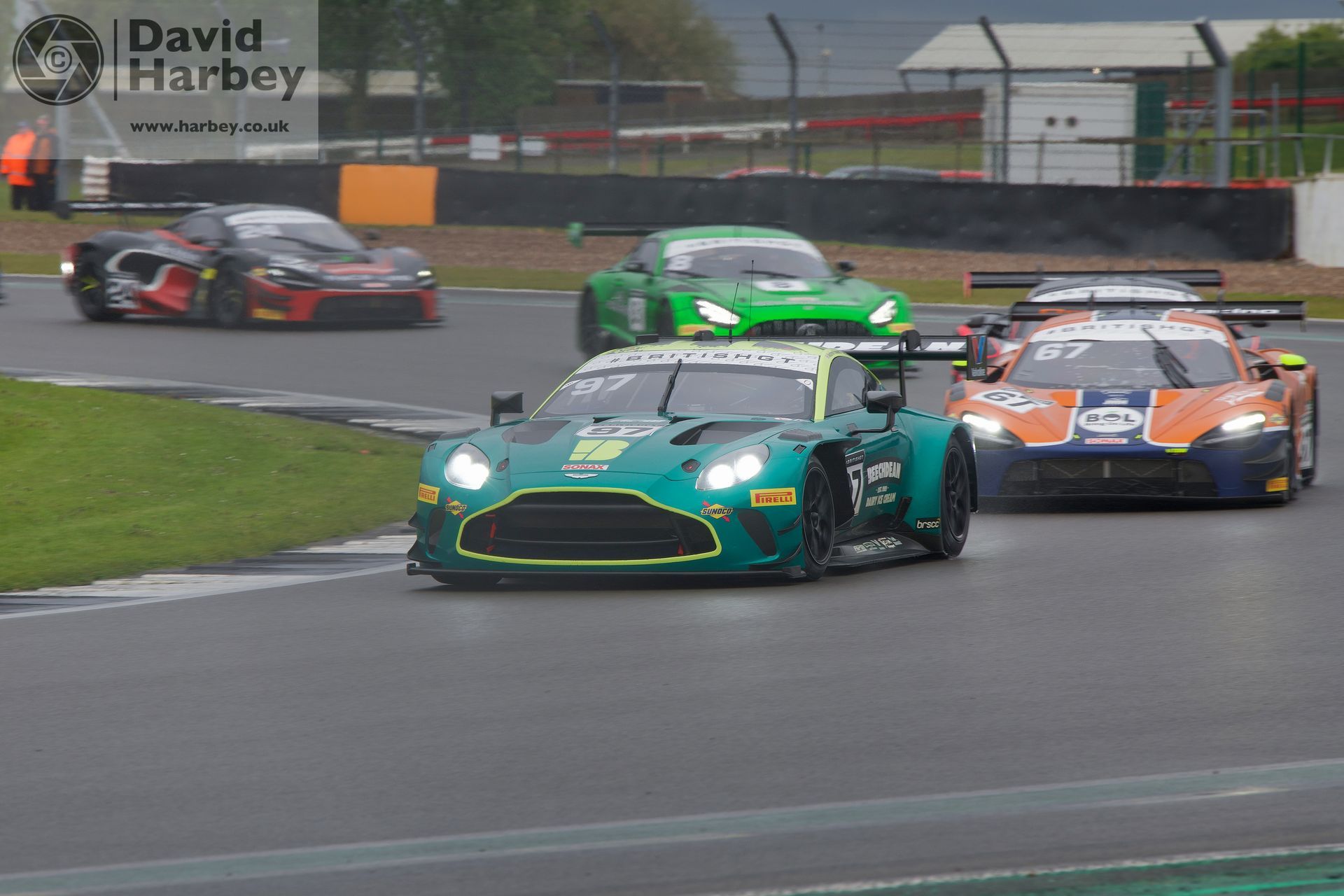 Photographing the British GT Silverstone 500