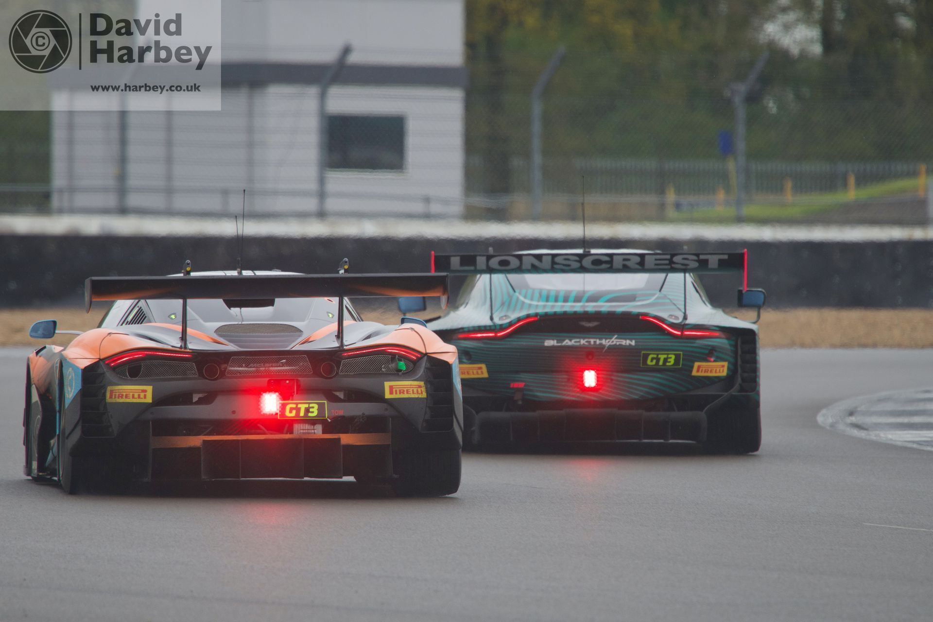 Photographing the British GT Silverstone 500