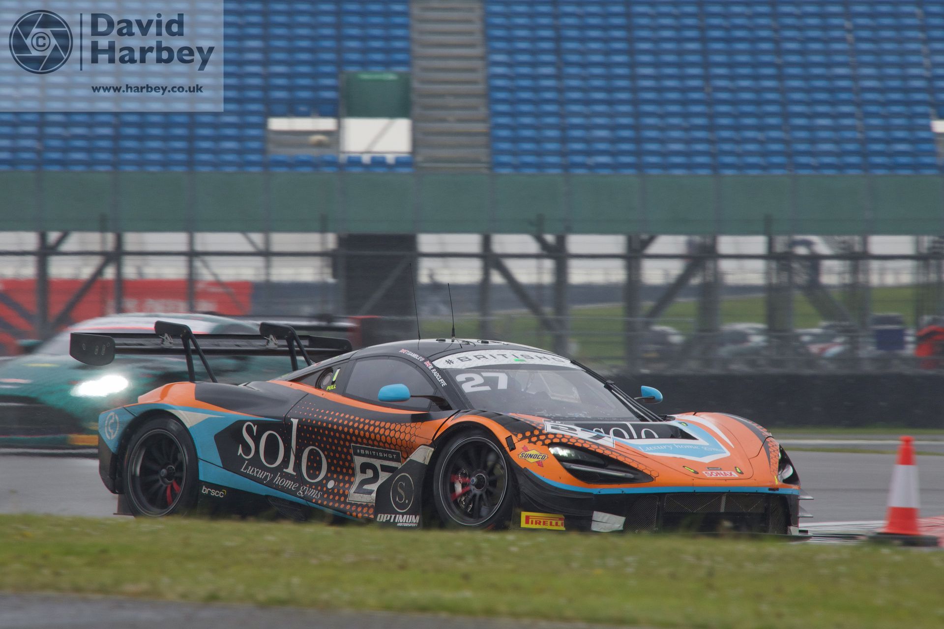 Photographing the British GT Silverstone 500