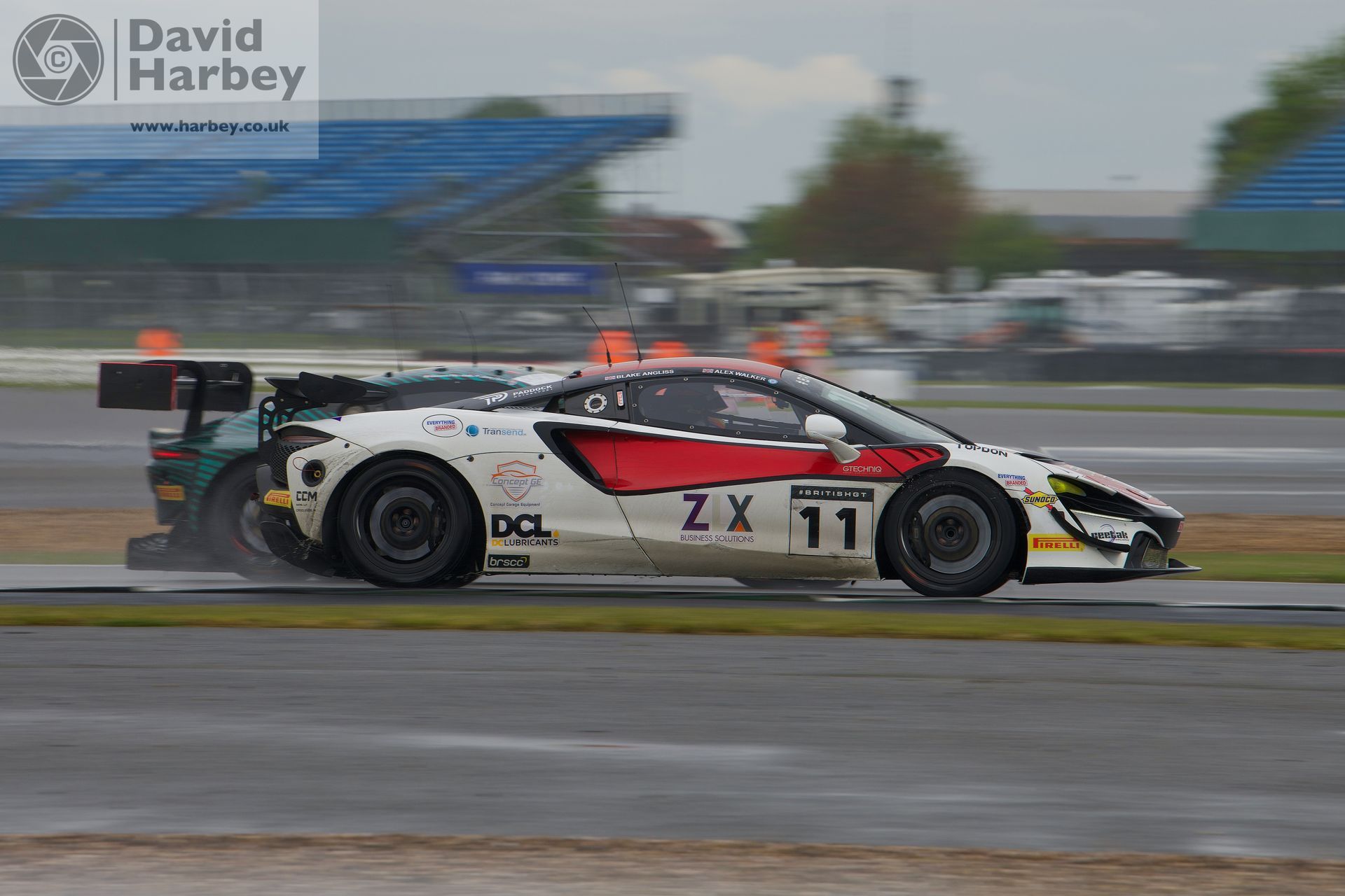 Photographing the British GT Silverstone 500