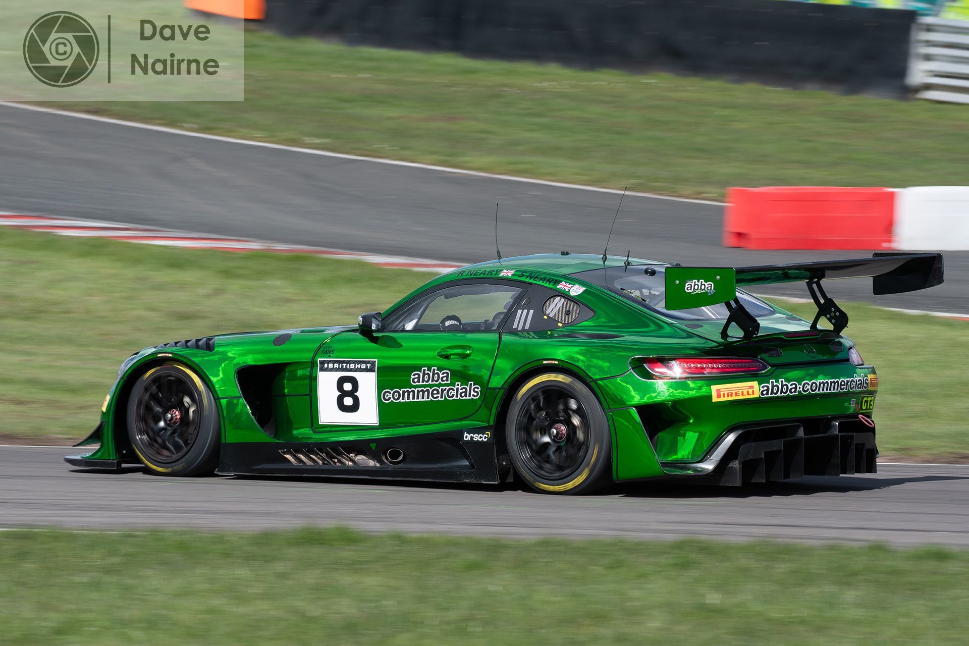 Photographing the British GT at Oulton Park Brittens and Hill Top