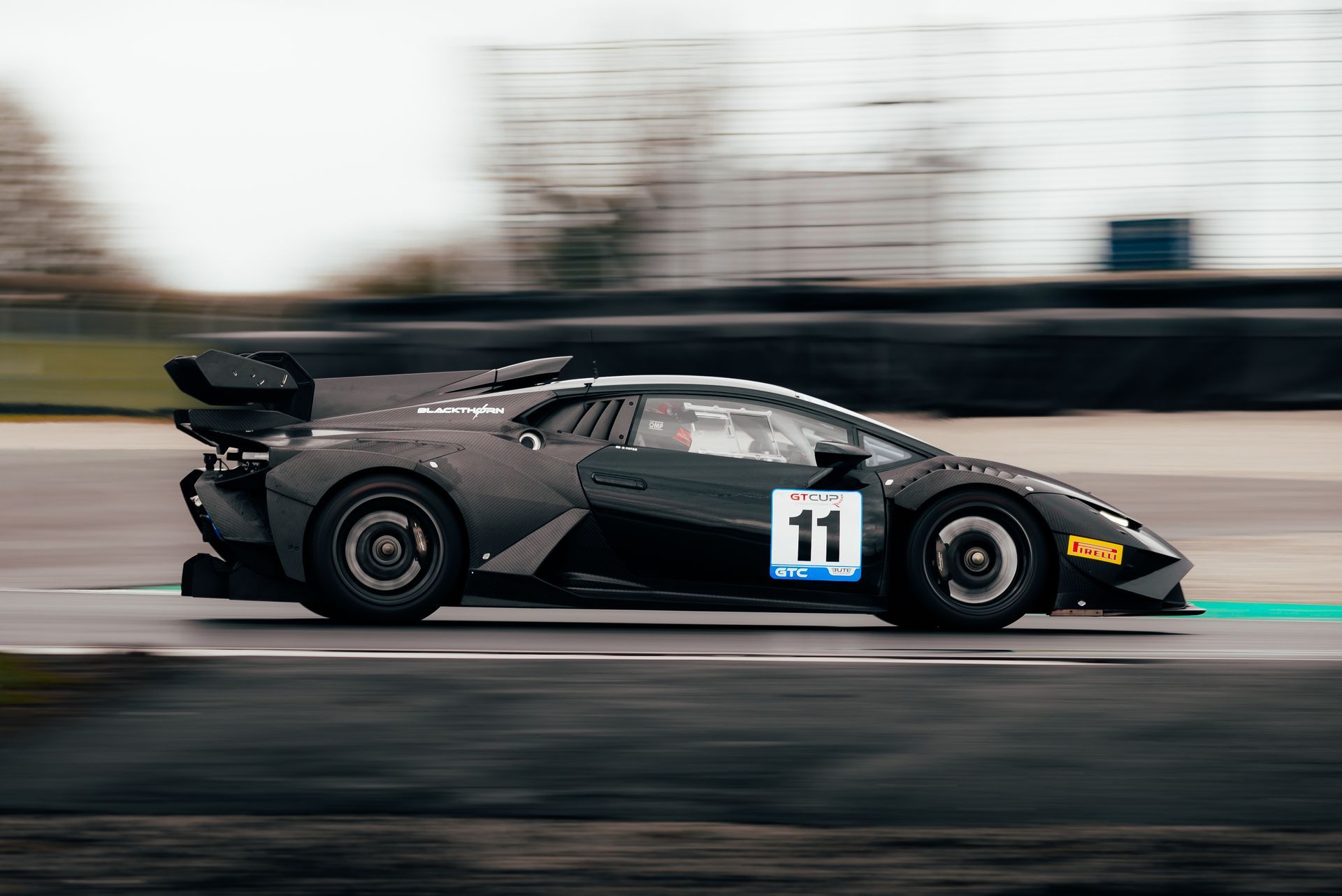 Photographing the GT Cup Test Day at Donington Park