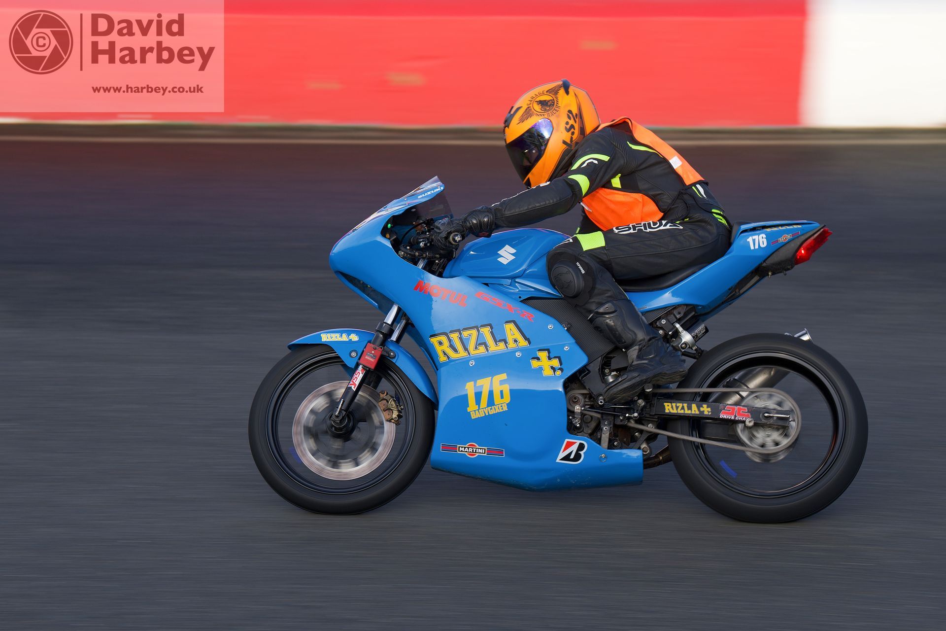 Motorbikes at the Plum Pudding races 2023