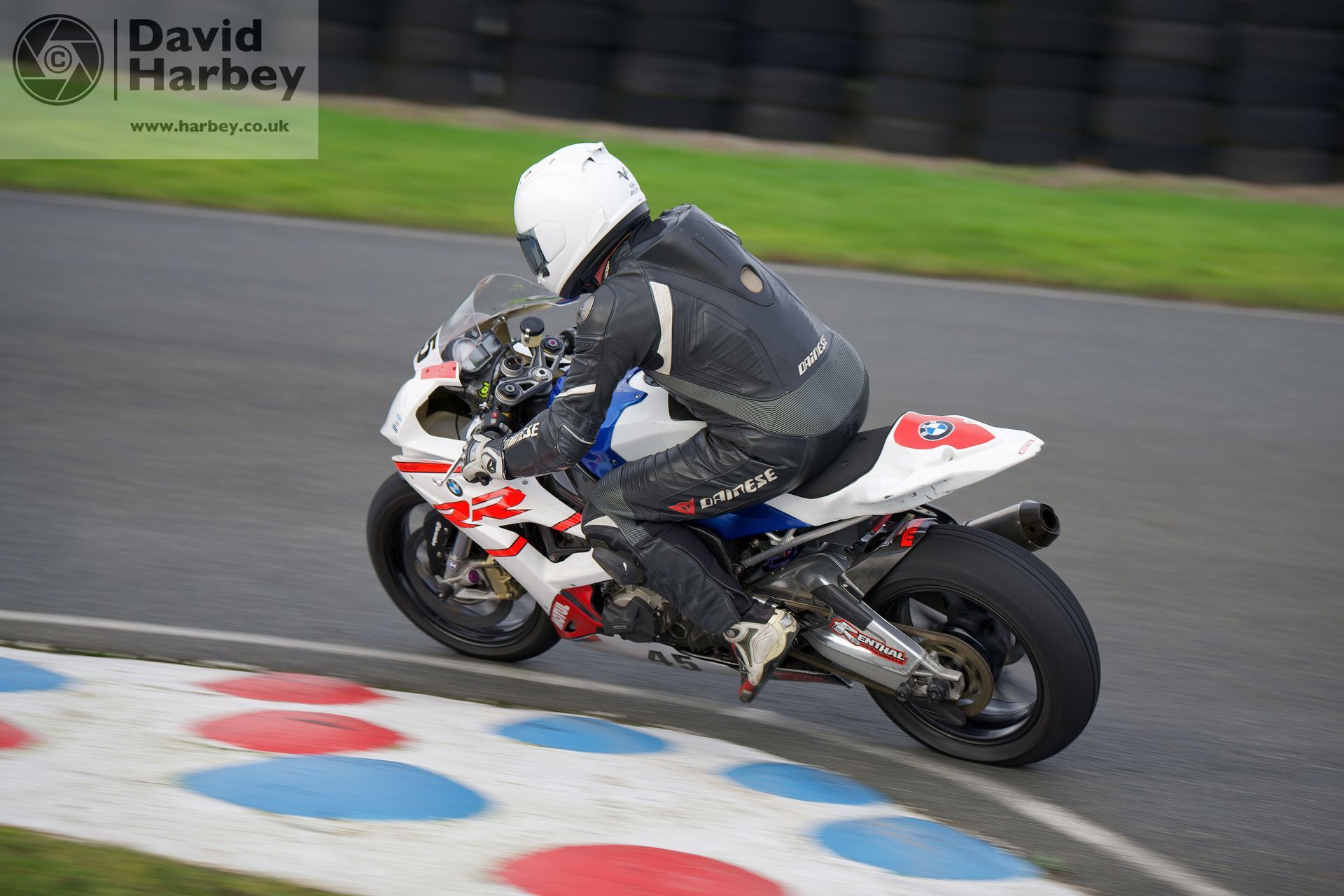 Motorbikes at the Plum Pudding races 2023