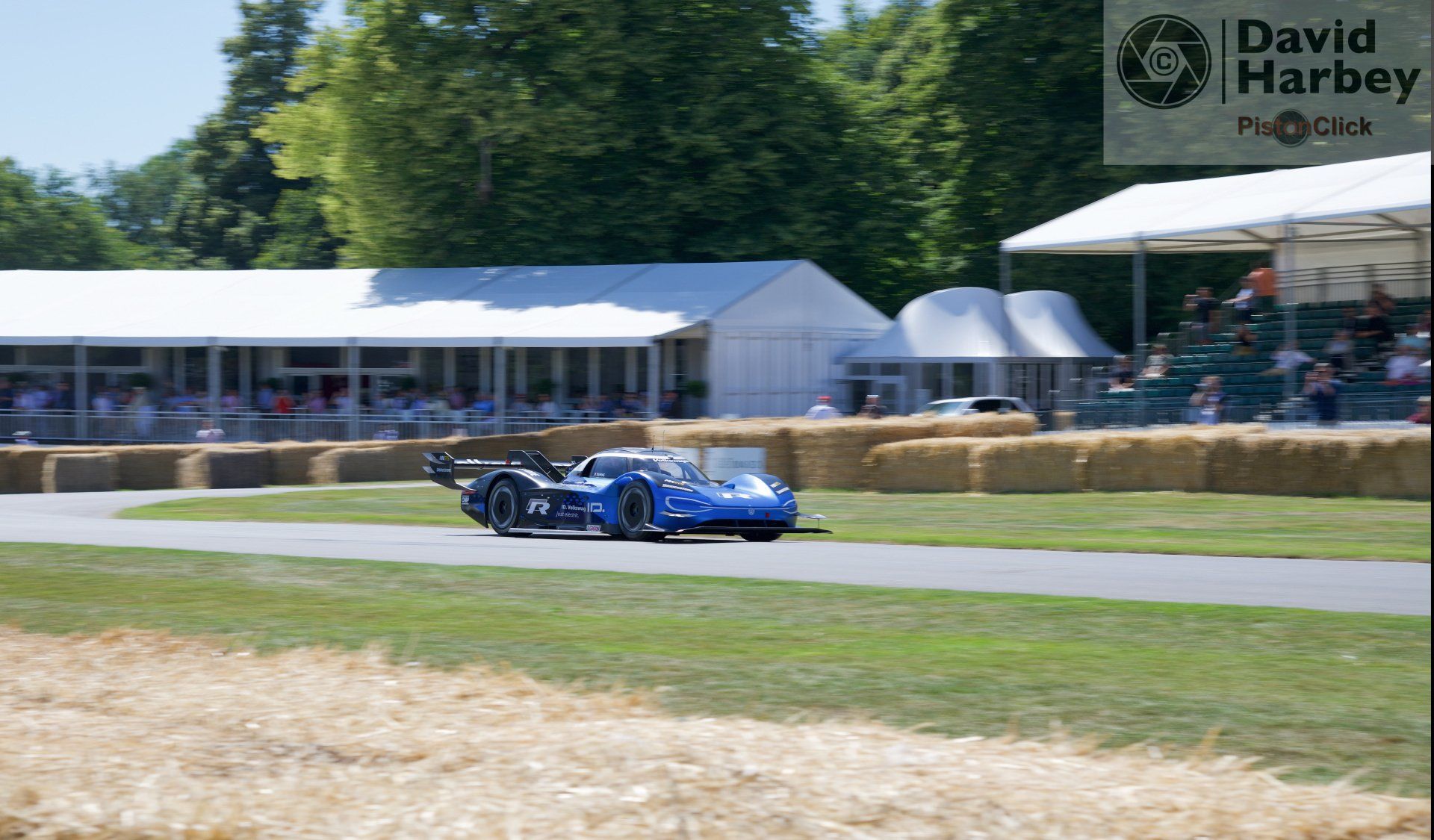 the Volkswagen I.D. R