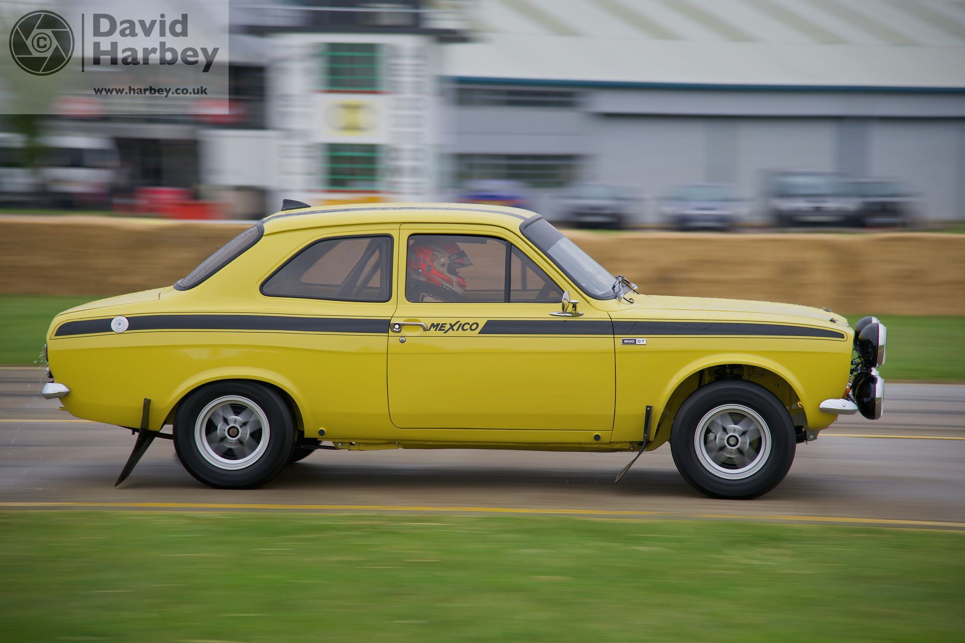 Sywell Classic car show Pistons and Props