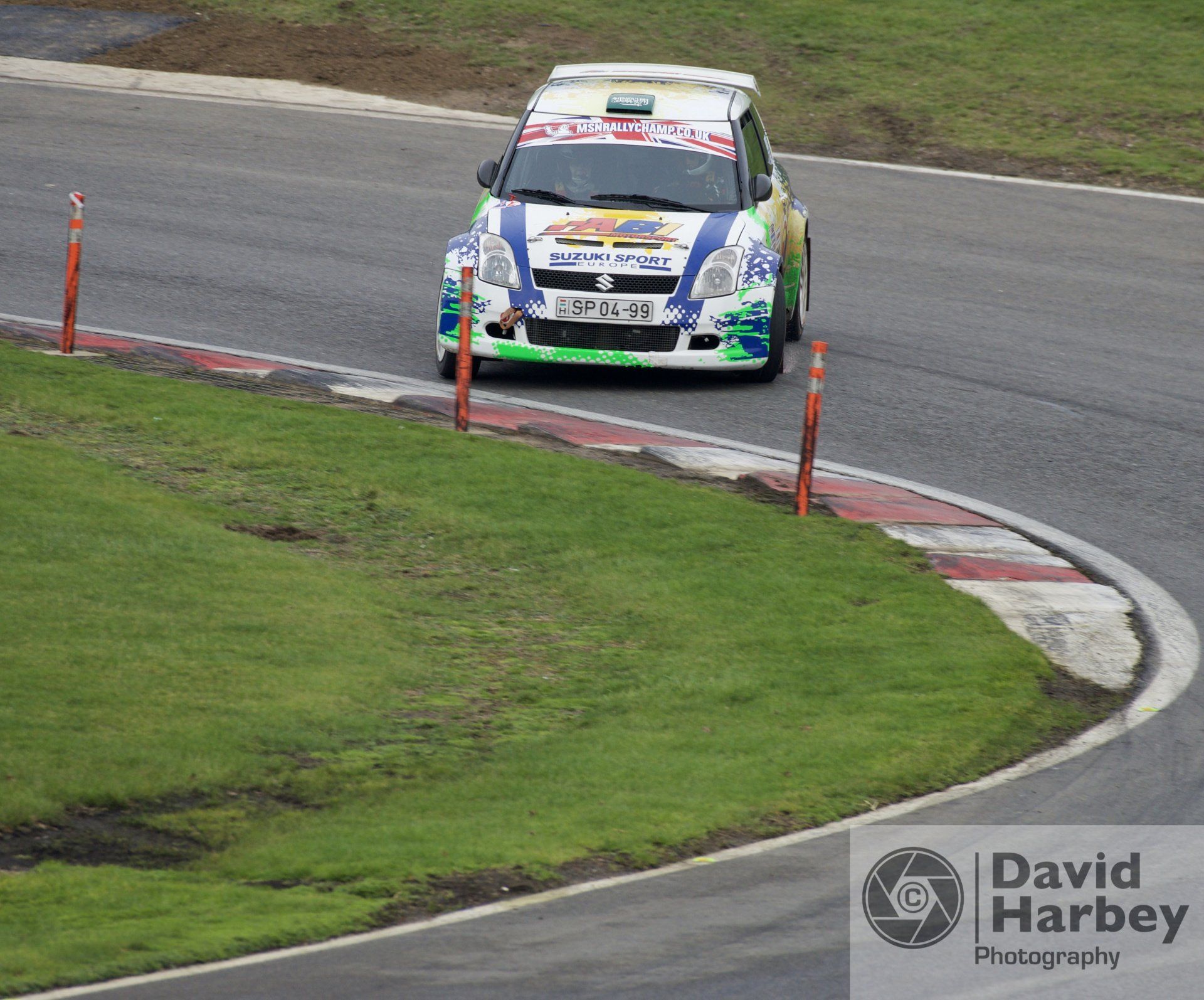 Abi Mahmood, Samantha Bartlett, Suzuki Swift S1600 JWRC