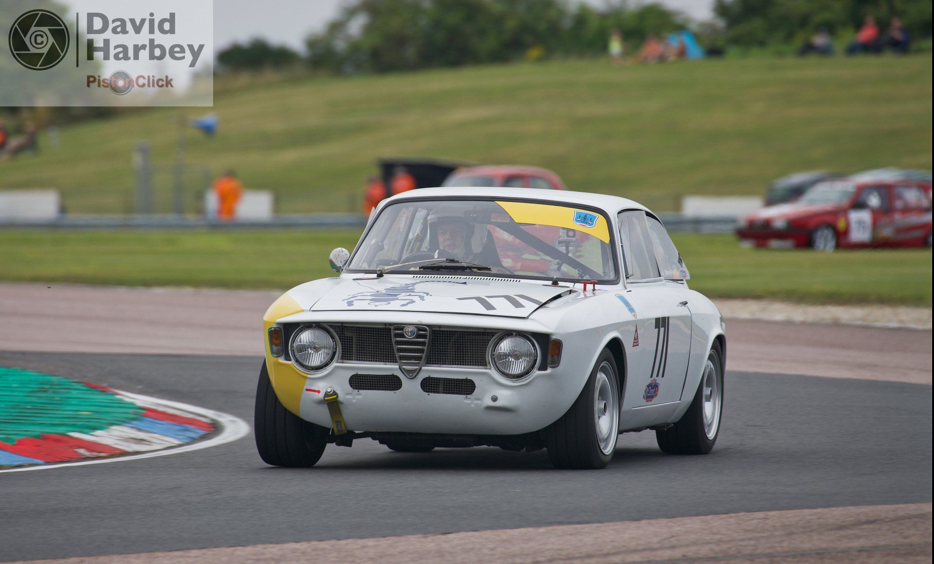 Alfa Thruxton Historic race cars