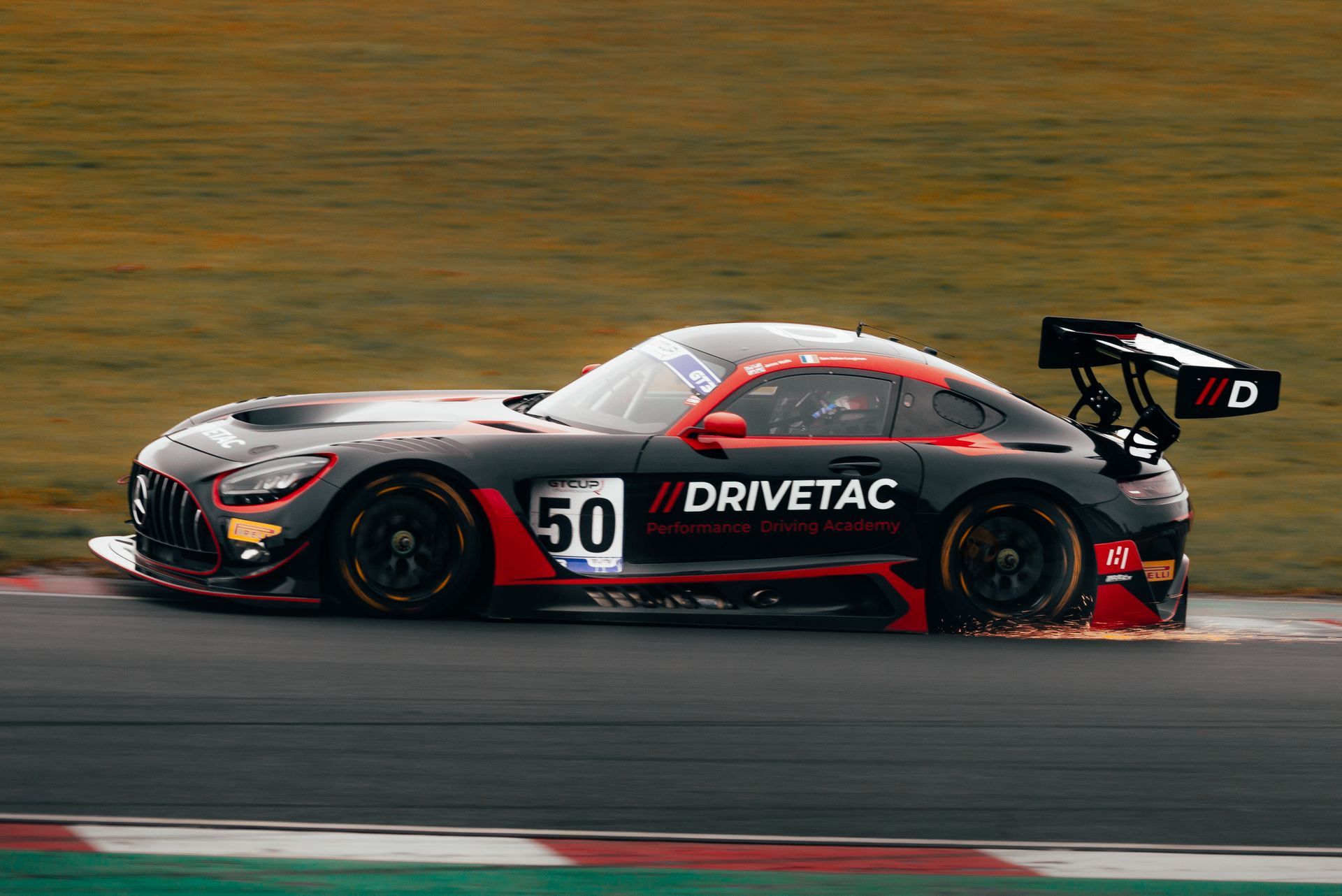 Photographing the GT Cup Test Day at Donington Park