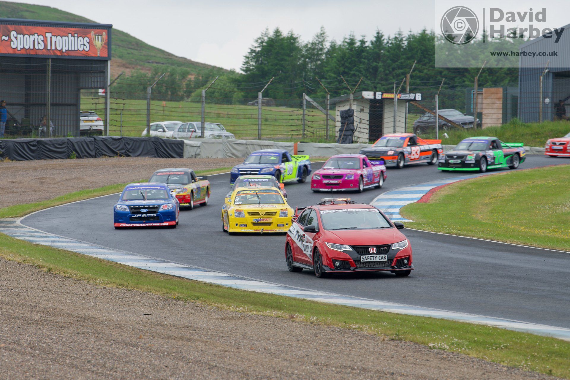 Knockhill Racing Circuit photographic guide
