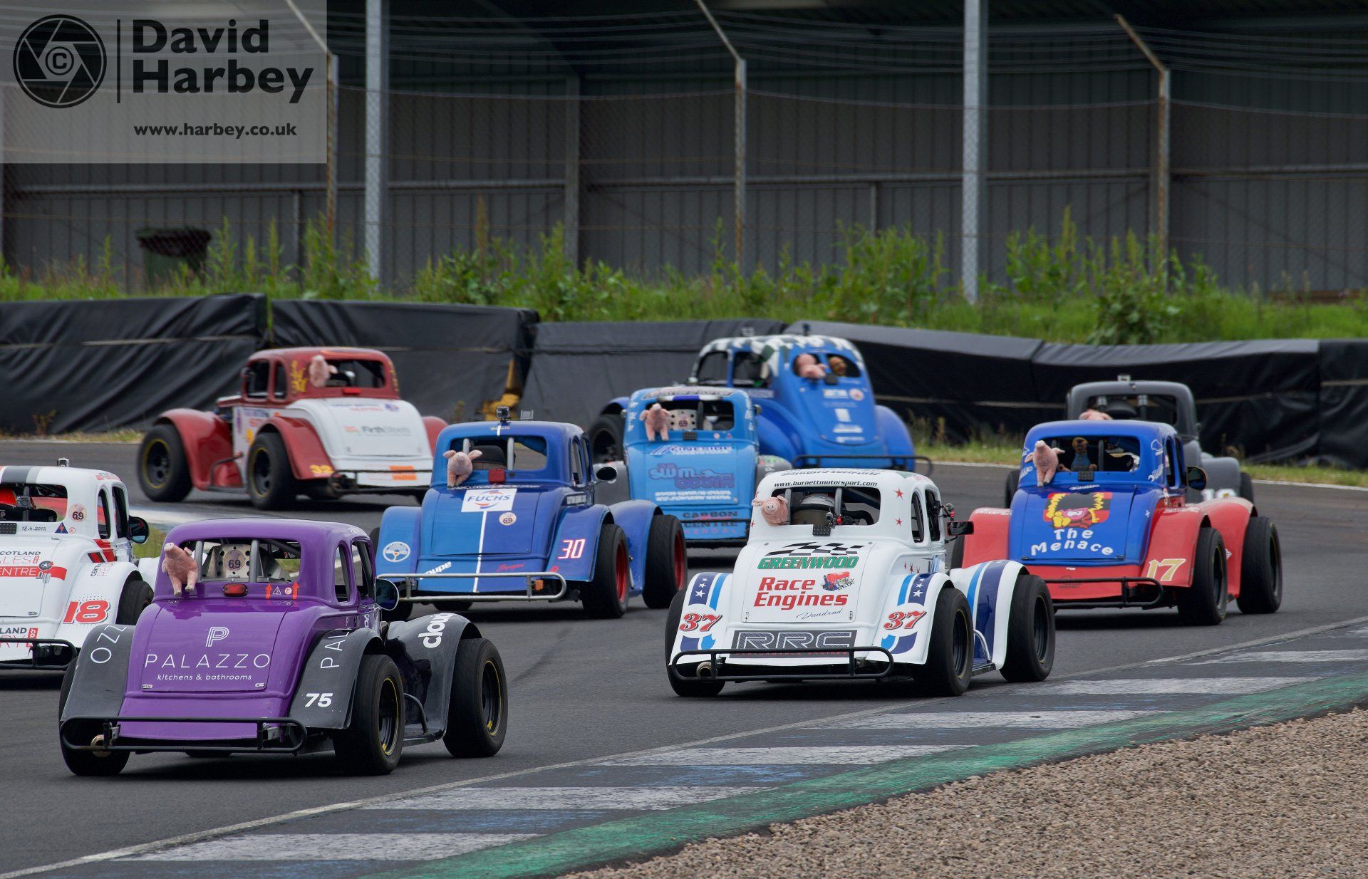 Knockhill Racing Circuit photographic guide