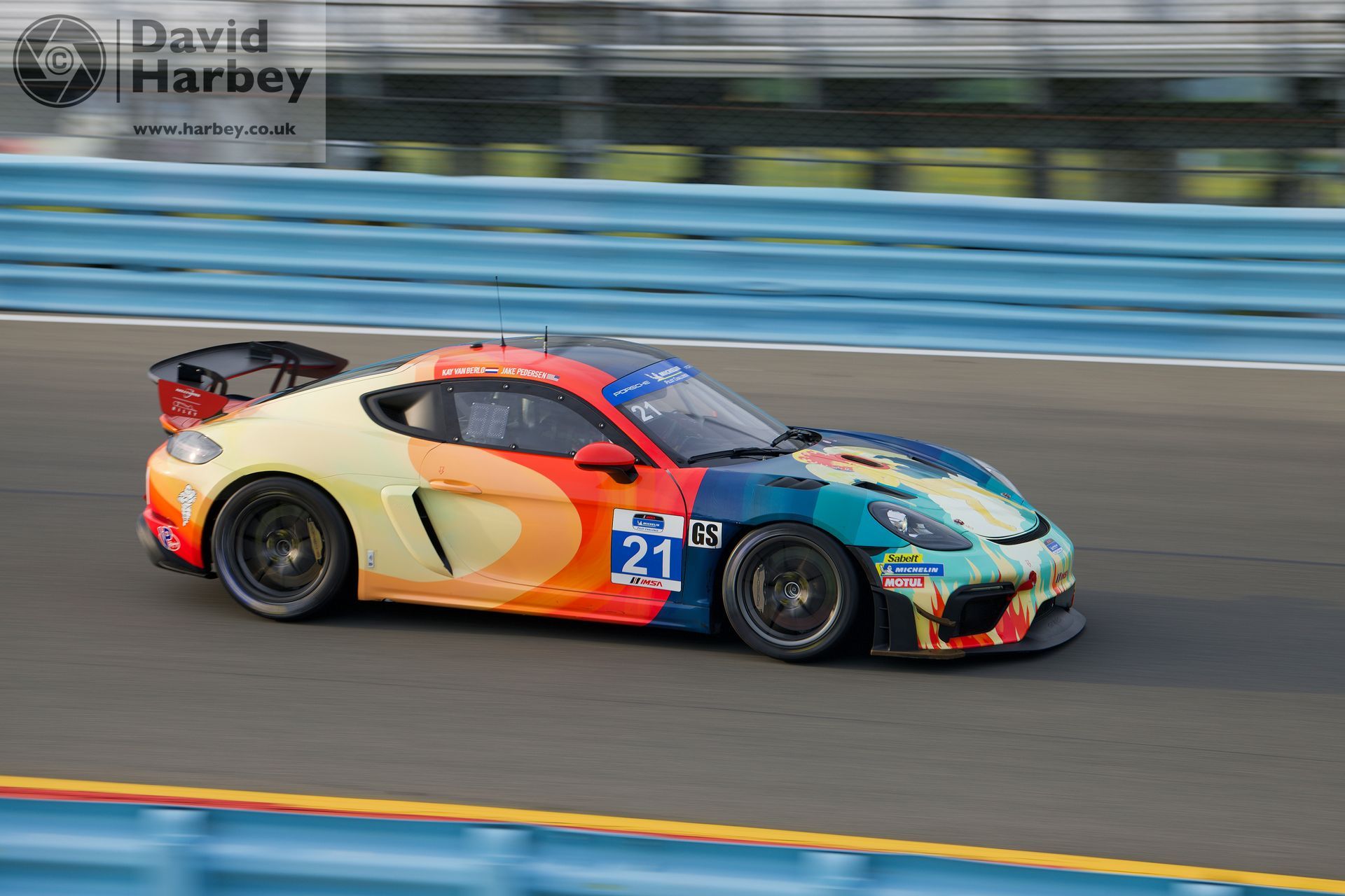 photographing the Sahlen’s Six Hours at Watkins Glen