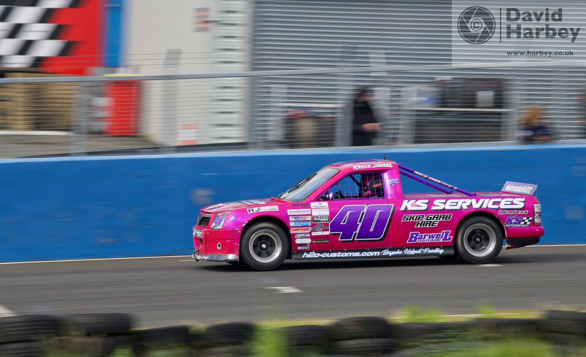 Knockhill Racing Circuit photographic guide