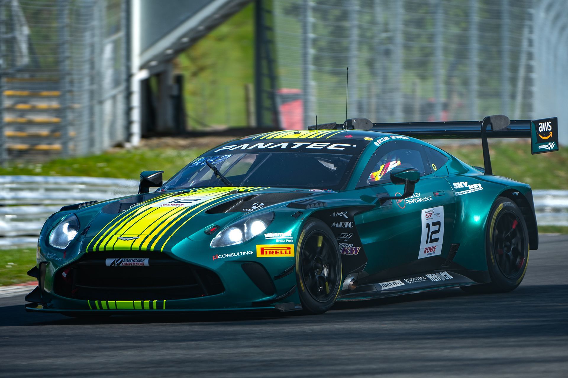 Fanatec GT World Challenge Europe Round 2 Brands Hatch