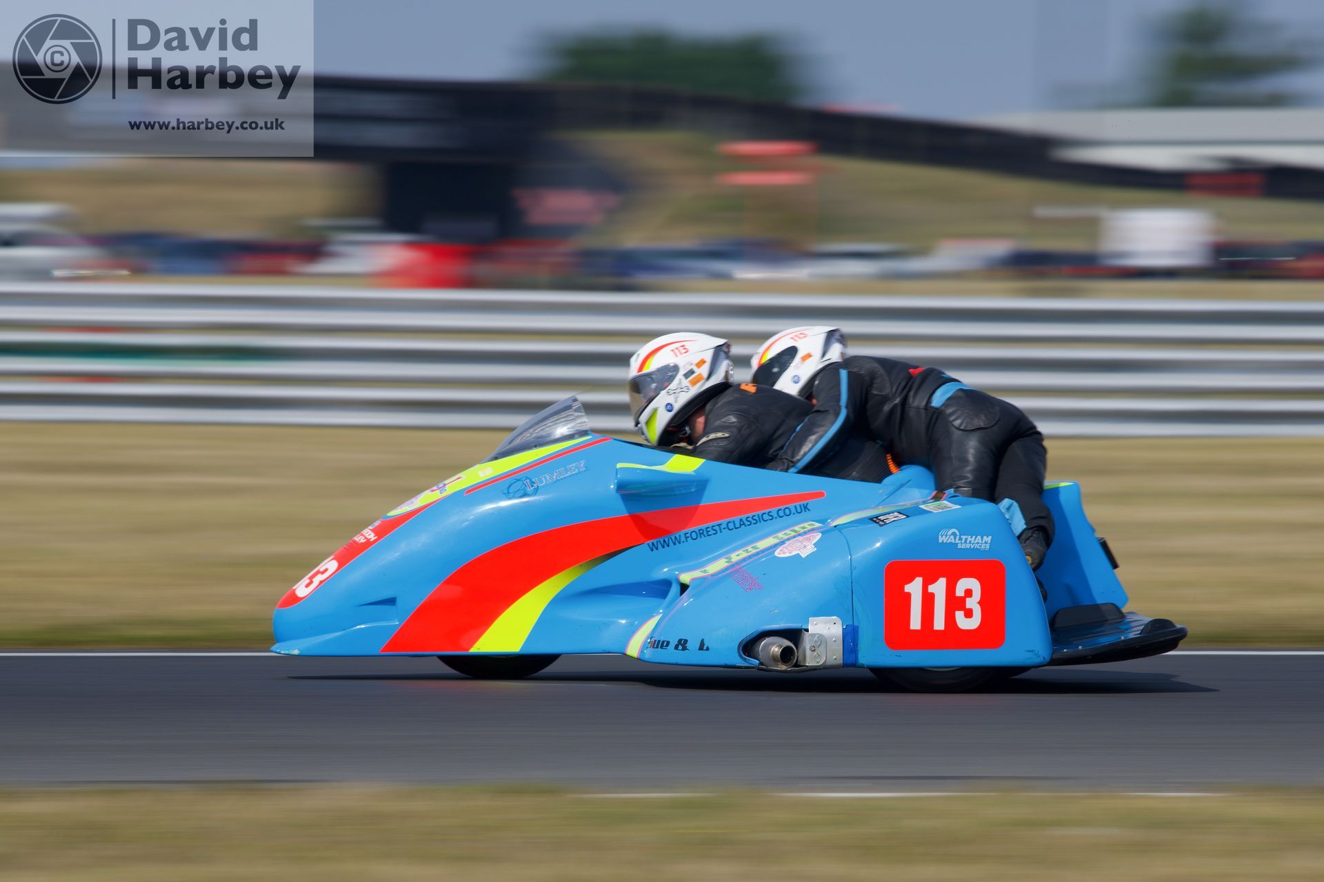 Bemsee sidecar racing at Snetterton
