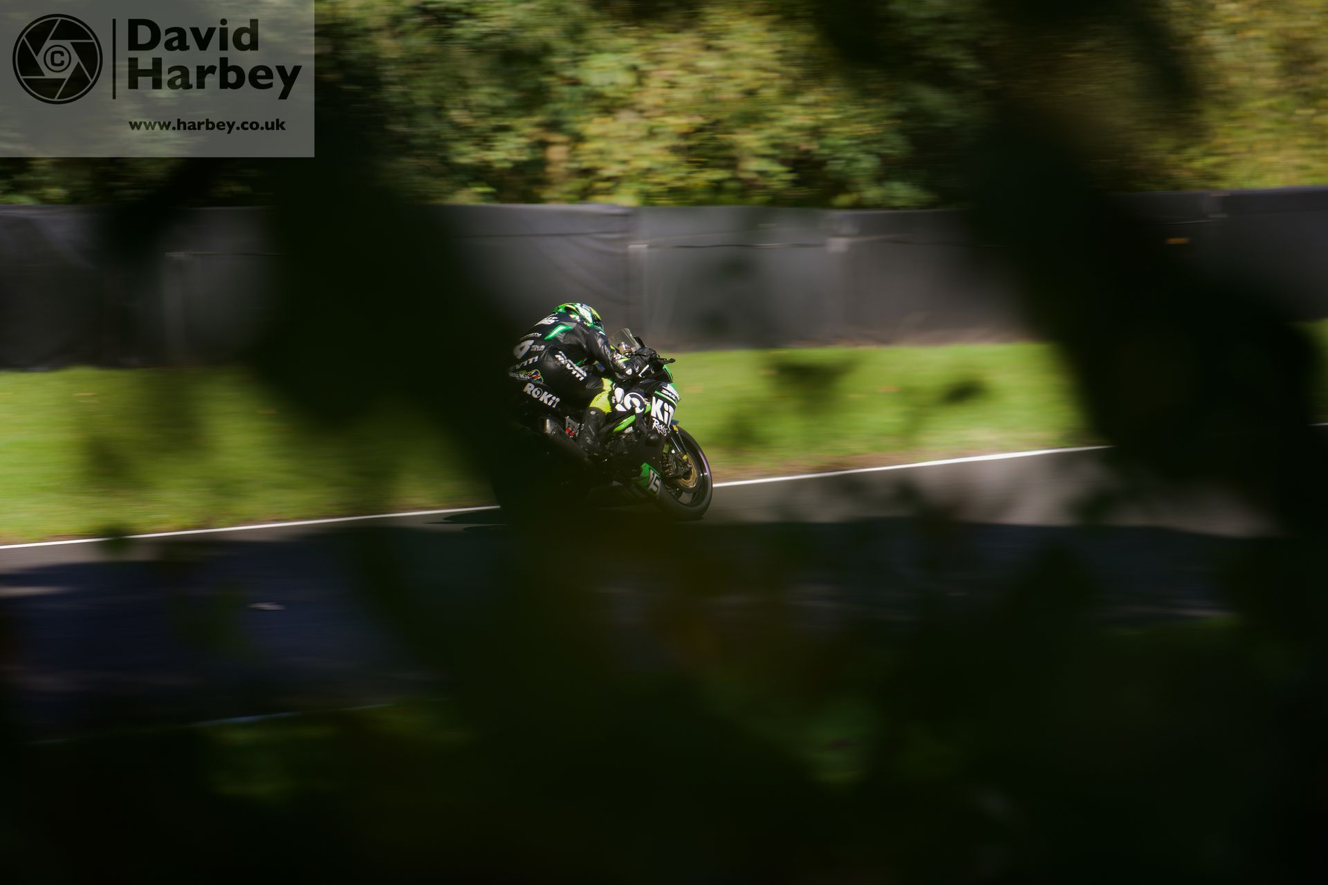 Photographing the British Superbikes