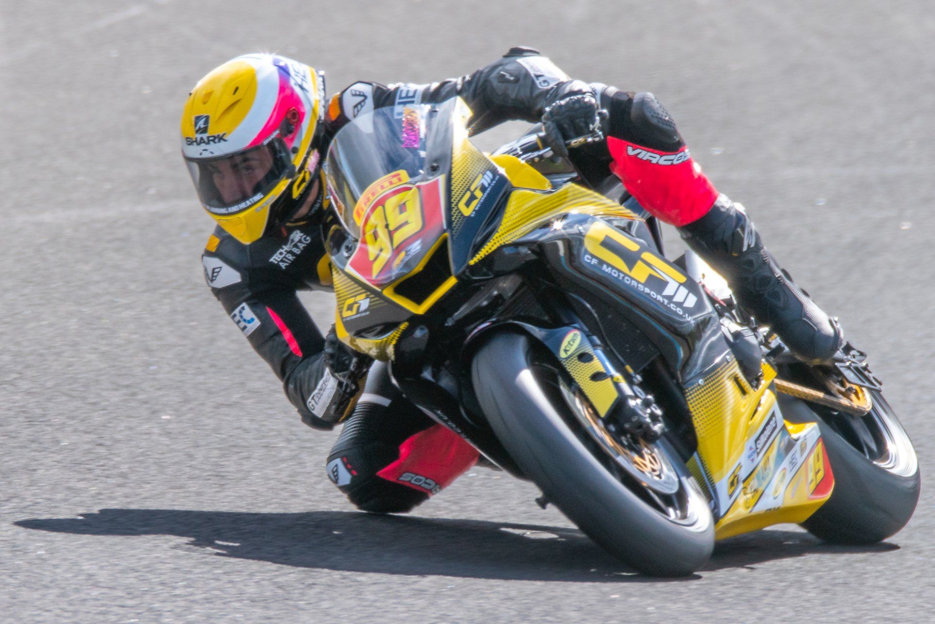 Where to take photos at Knockhill