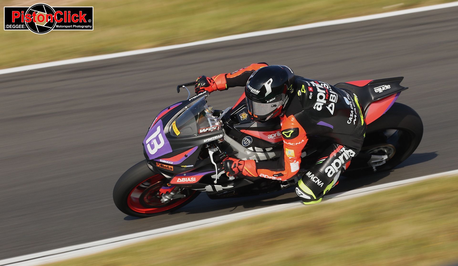 Edoardo Columbi wins the Sportbike race at Cadwell Park