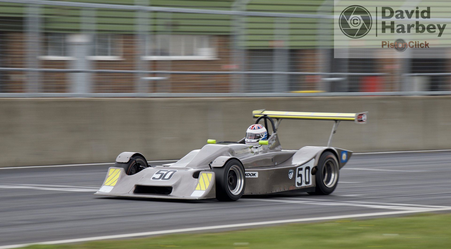 Where to take photos at Snatterton