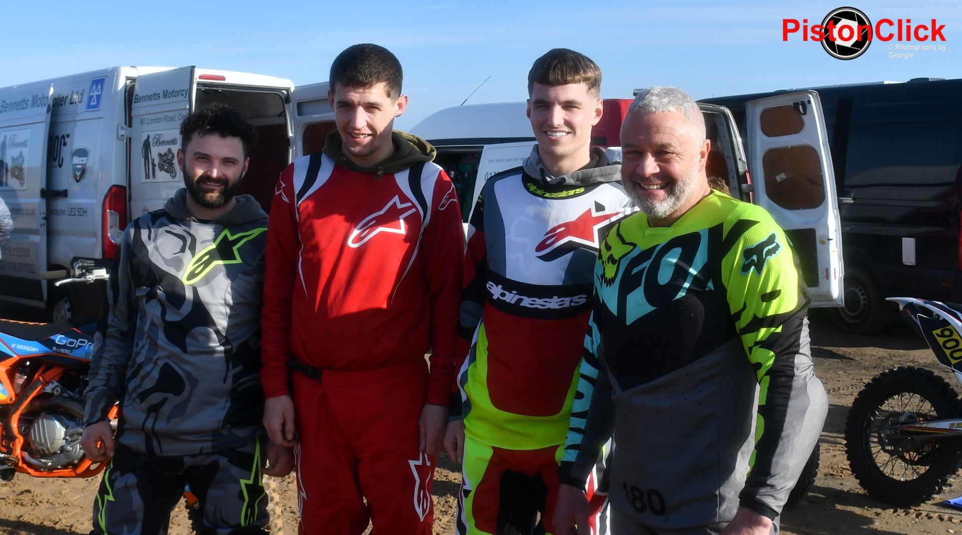 Photographing the Mabletherpe Beach Racing