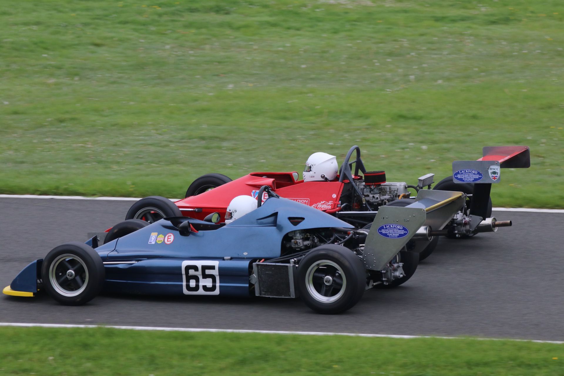 Formula Ford 2000 racing at the Wolds Trophy Cadwell Park