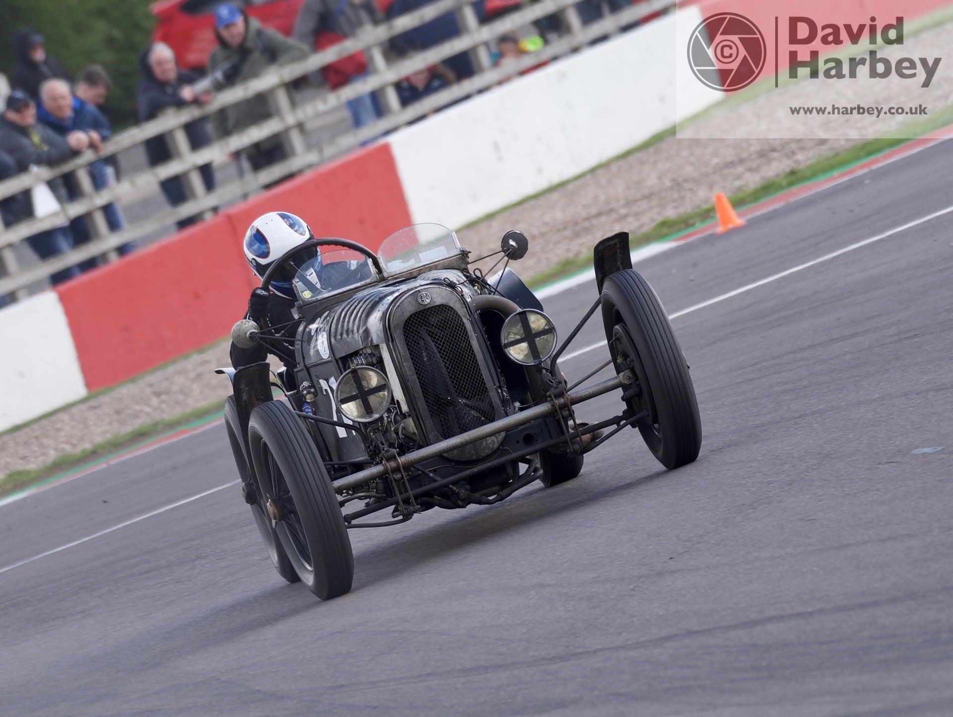 Donington Park Roberts