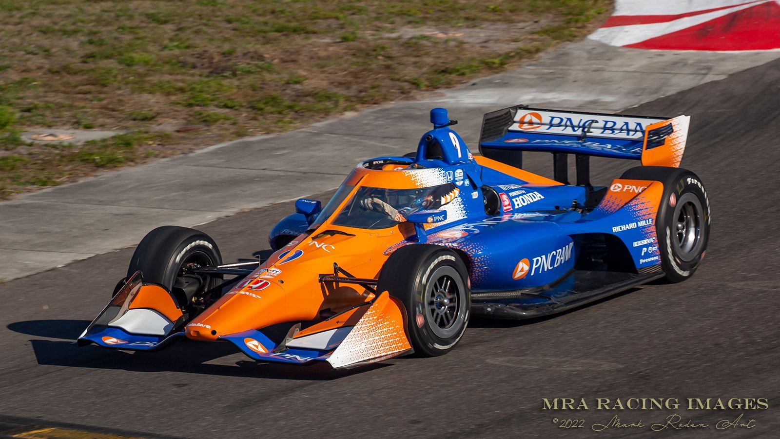 #9 Chip Ganassi Racing Honda driven by Scott Dixon