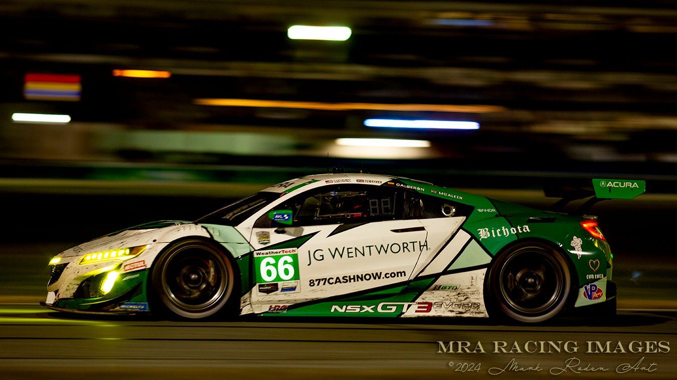 Night pictures at the 24 Hours of Daytona