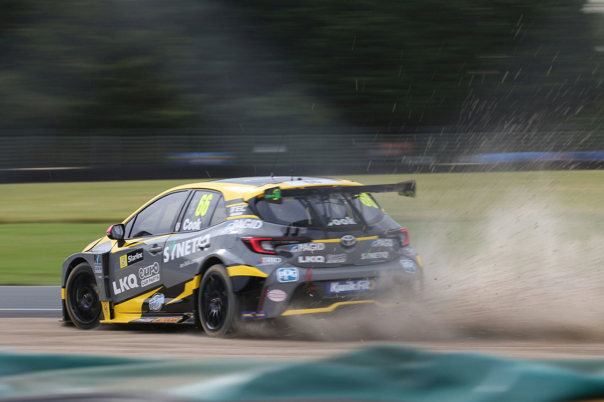 Max Cook crash BTCC Croft