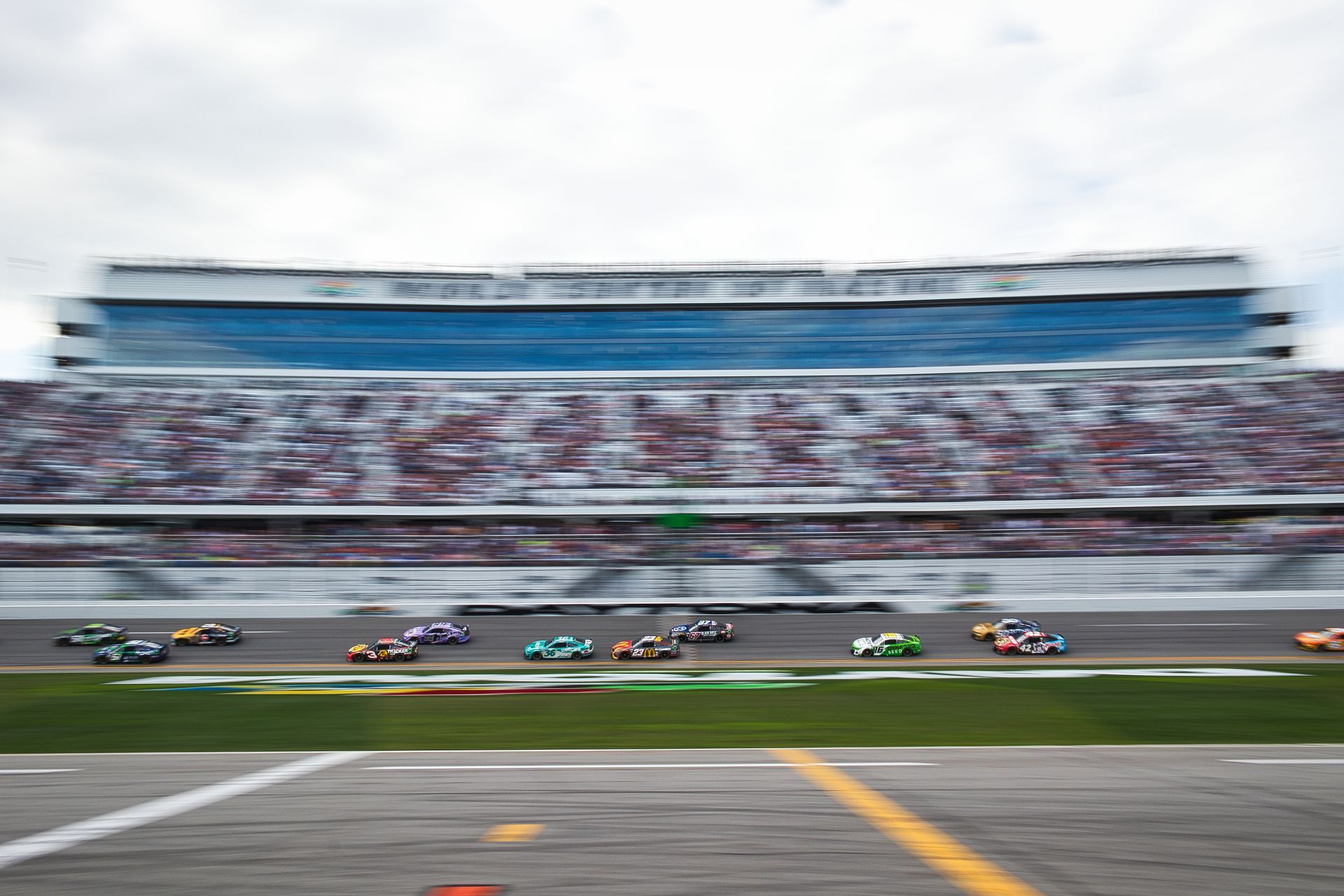 Cornnell Chu a pistonclick motorsport photographer who covers events including the Daytona Rolex 24H, NASCAR Daytona 500, and SuperCross at Daytona.