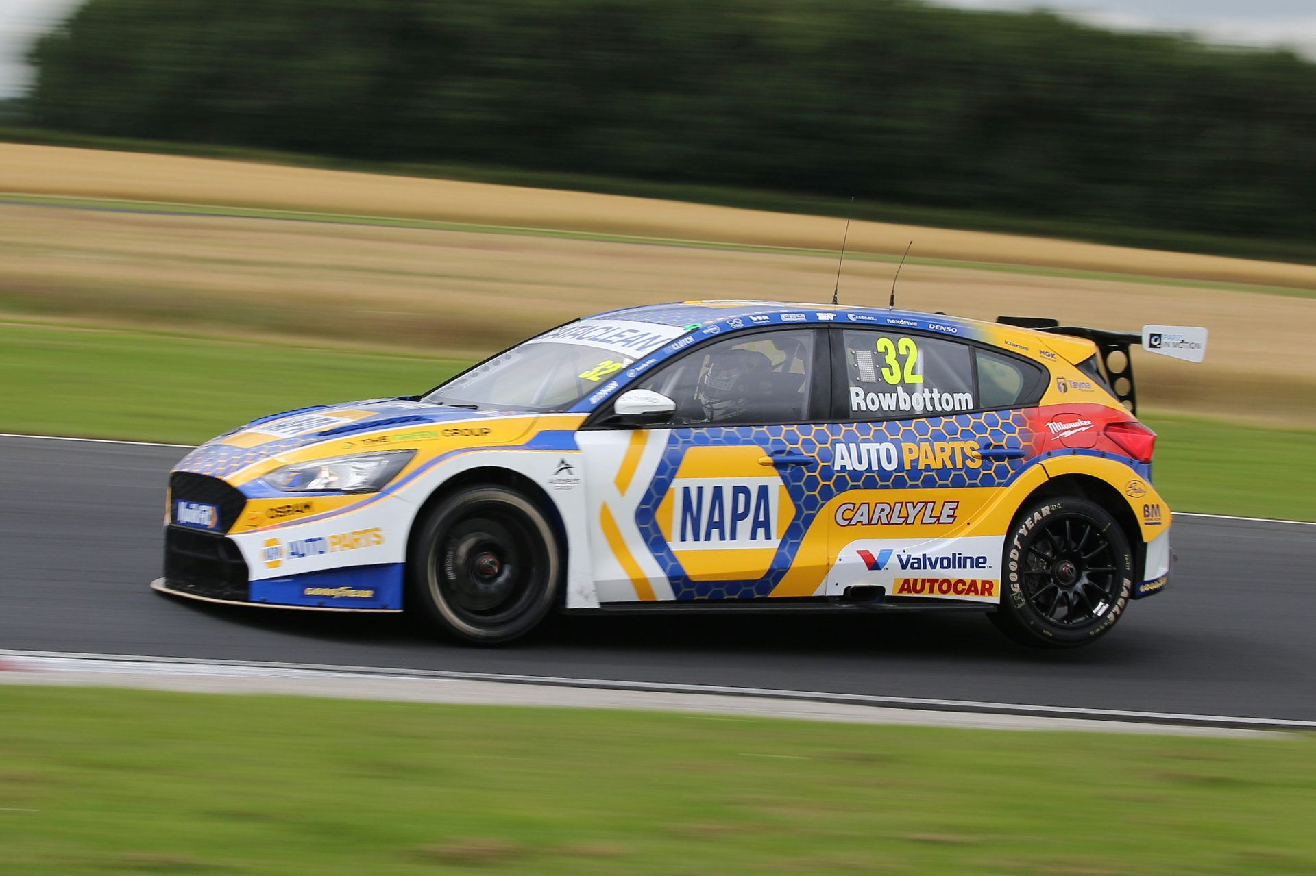 British Touring Car Championship Rounds 16, 17 & 18 at Croft Circuit